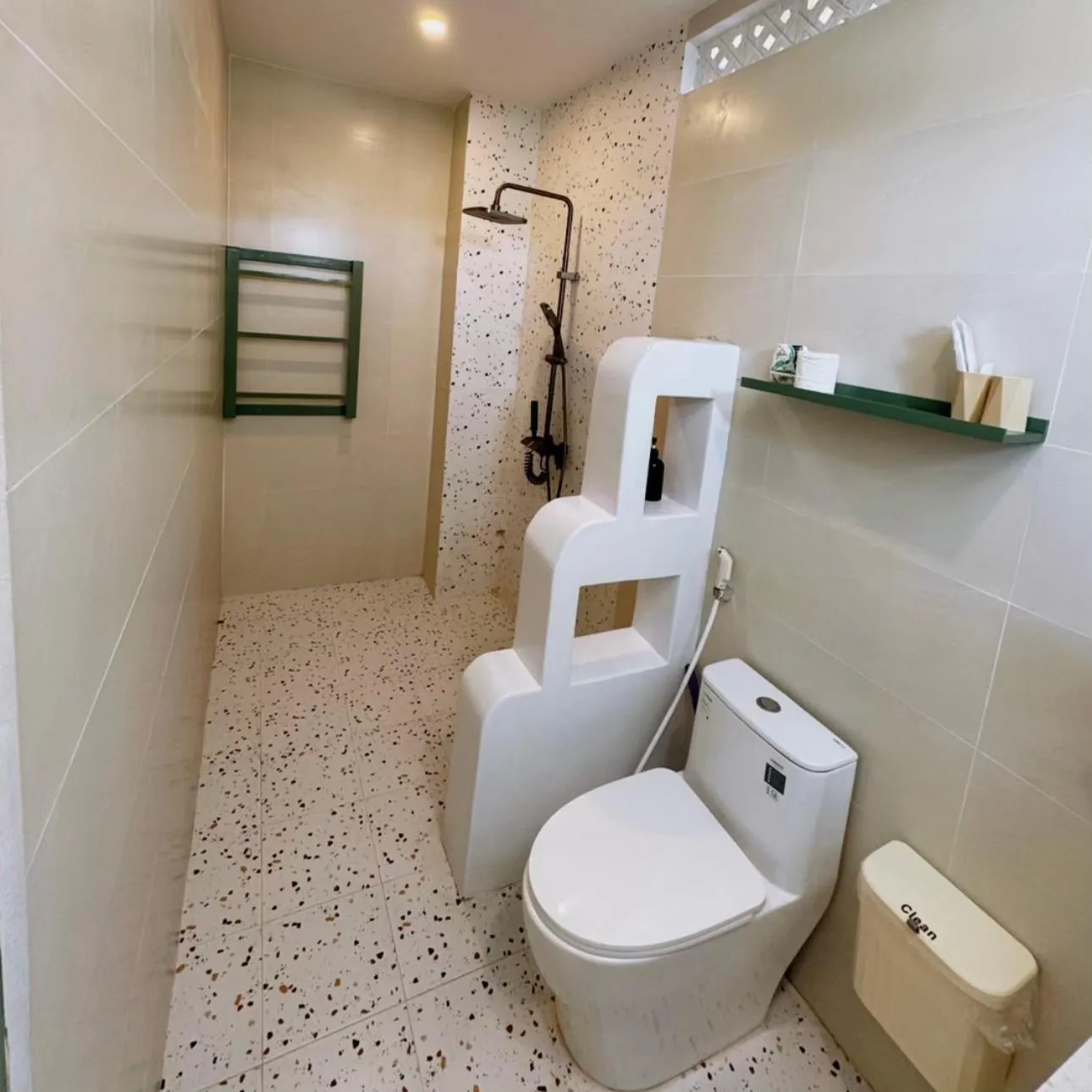 A House - homestay Mui Ne