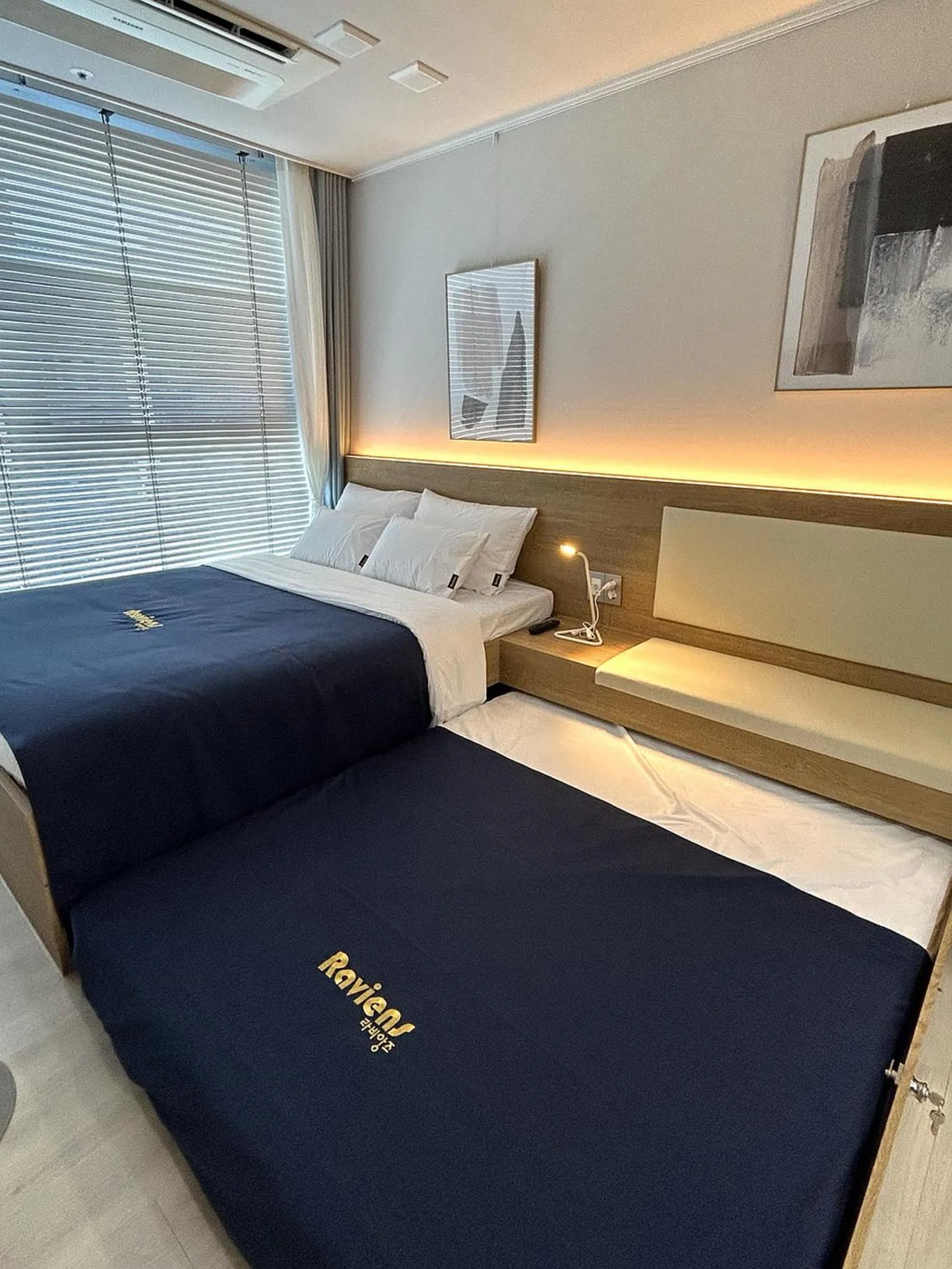 Decorative detail, Bed in Raviens Haeundae Avenue