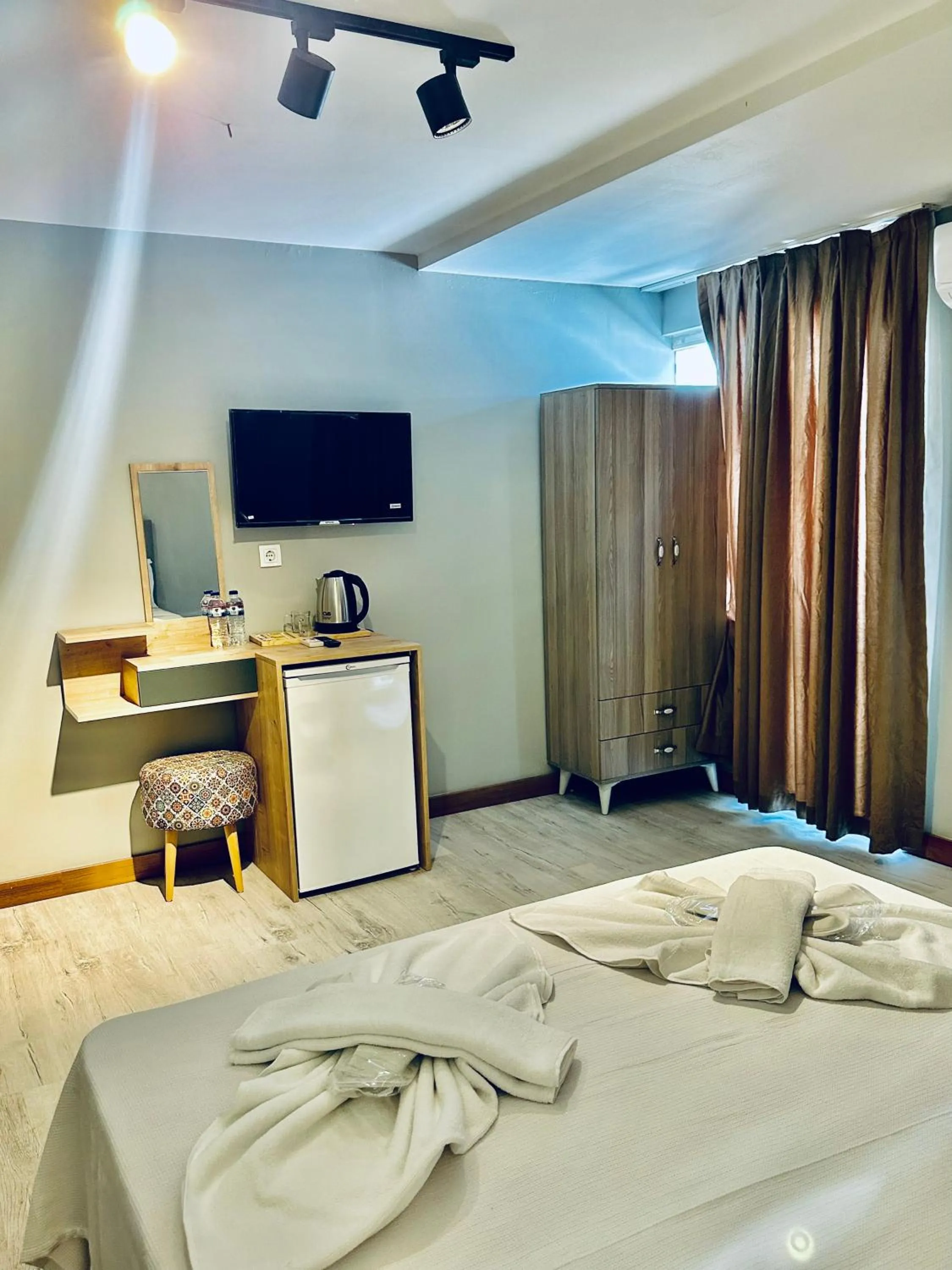 TV and multimedia, Bed in The Hera Gold Hotel