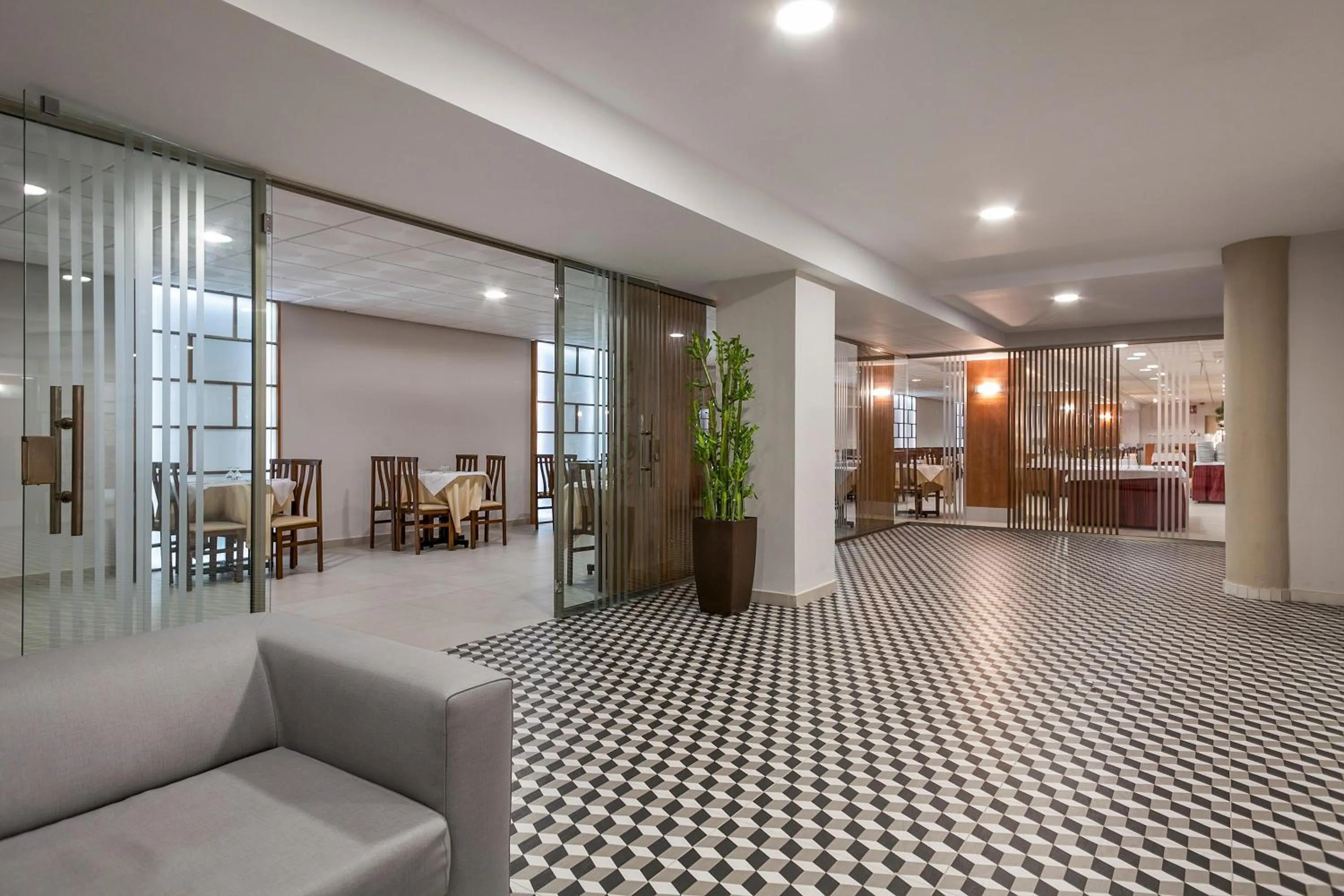 Restaurant/places to eat in Hotel Best Oasis Park