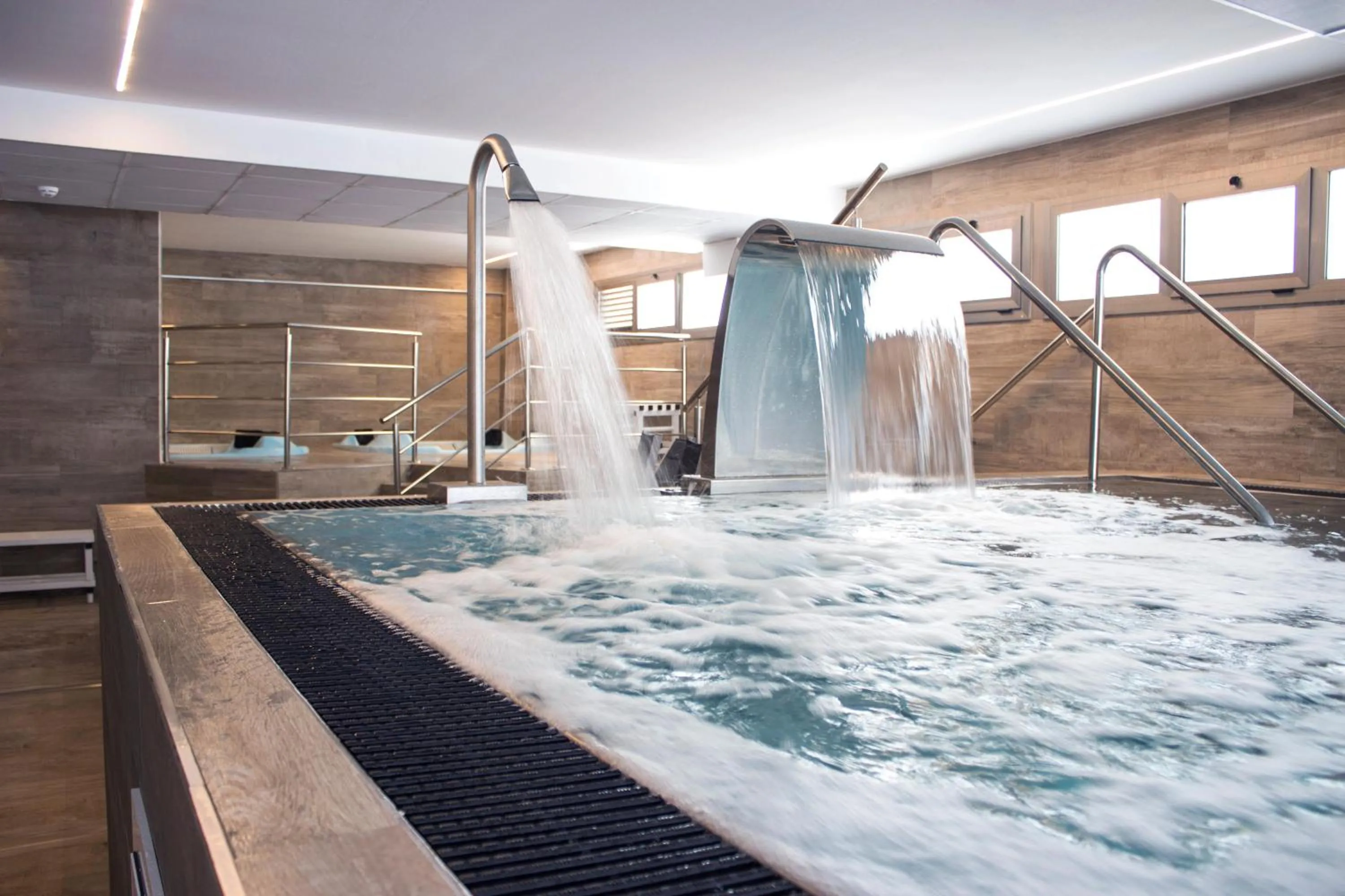 Hot Spring Bath in Hotel Best Oasis Park