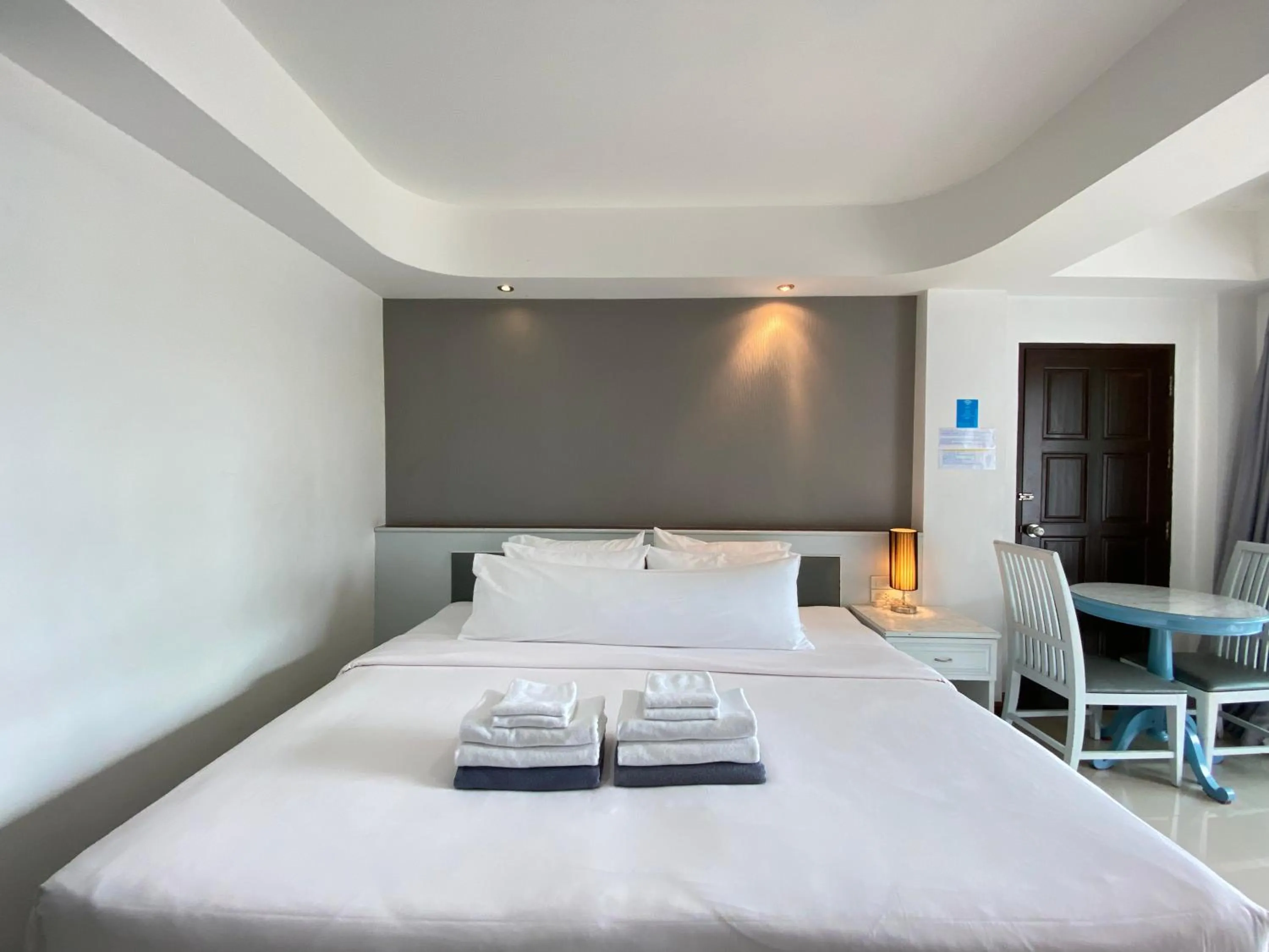 Bed in KP Seaview Jomtien