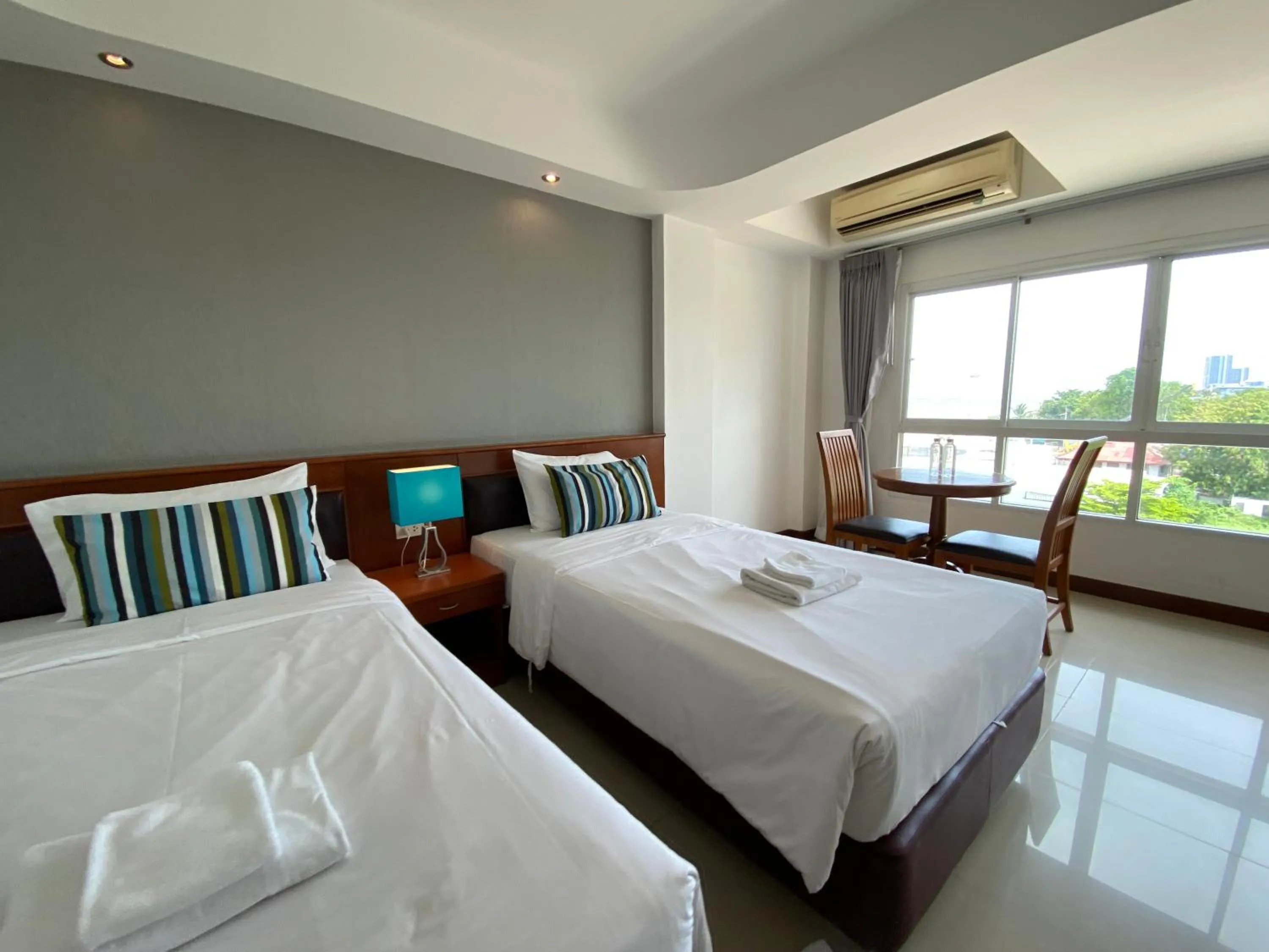 Bed in KP Seaview Jomtien