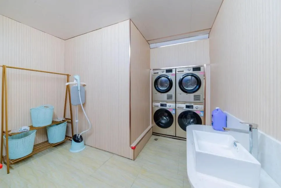 washing machine in Poltton International Apartment Zhongshan Xiaolan Taifeng Branch