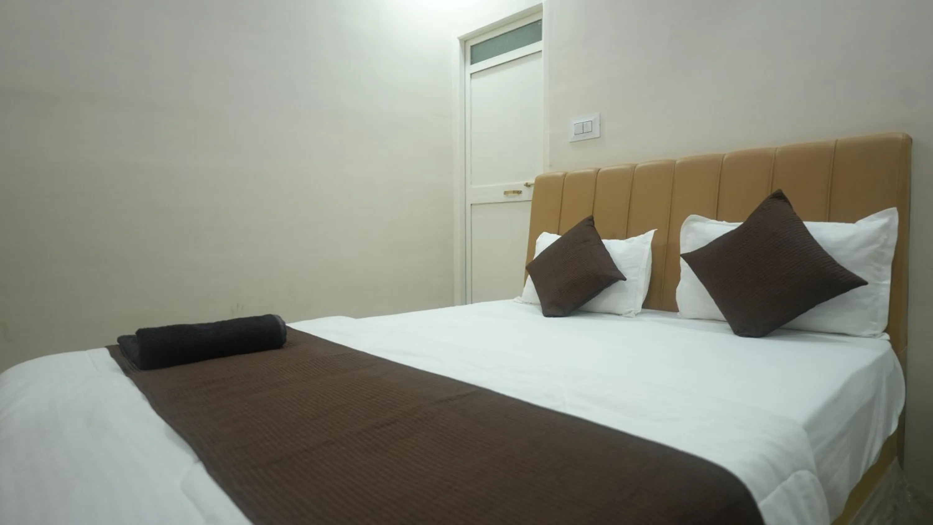 Bed in Hotel Mahakal Avantika Palace