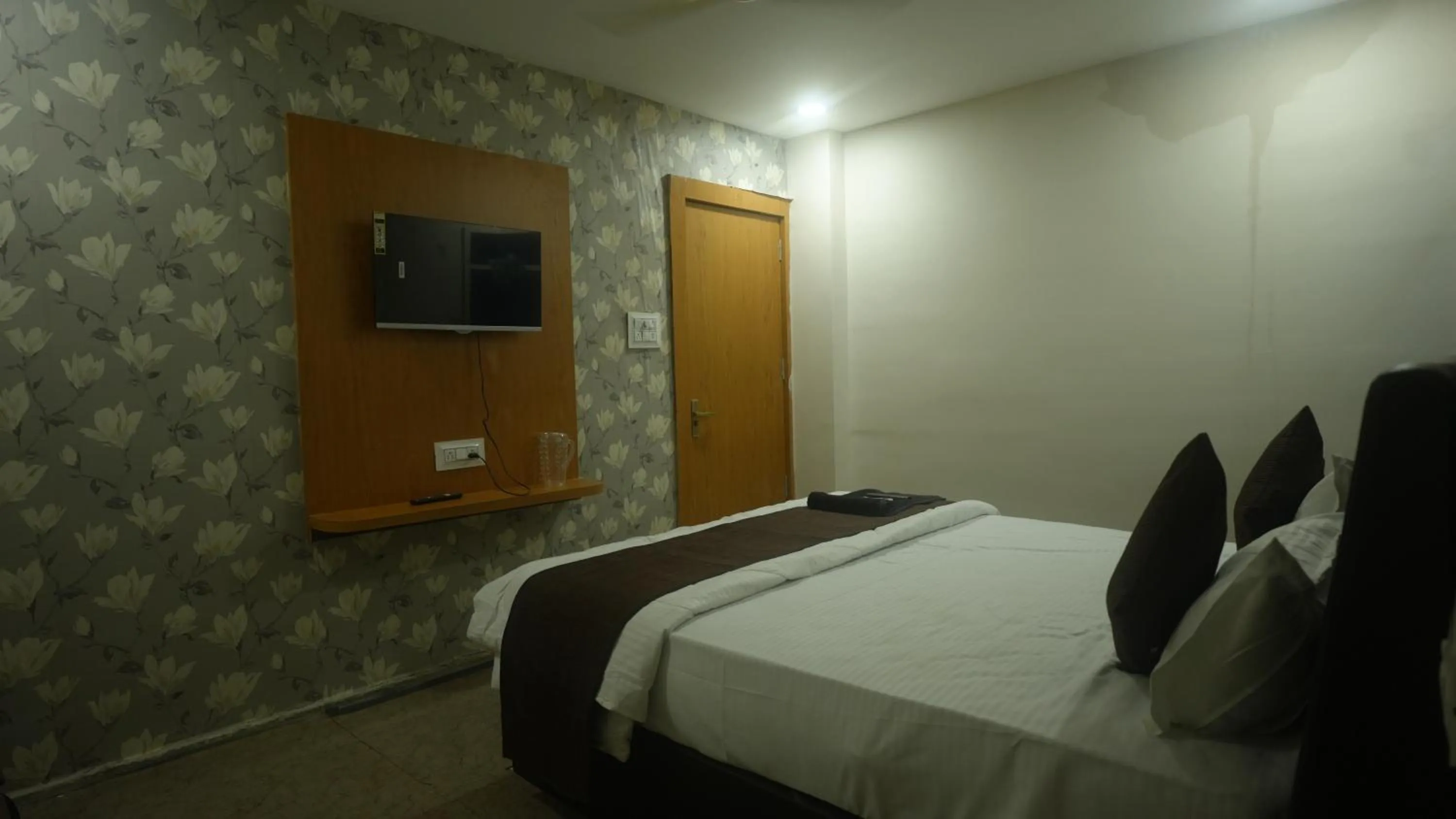 Bed in Hotel Mahakal Avantika Palace