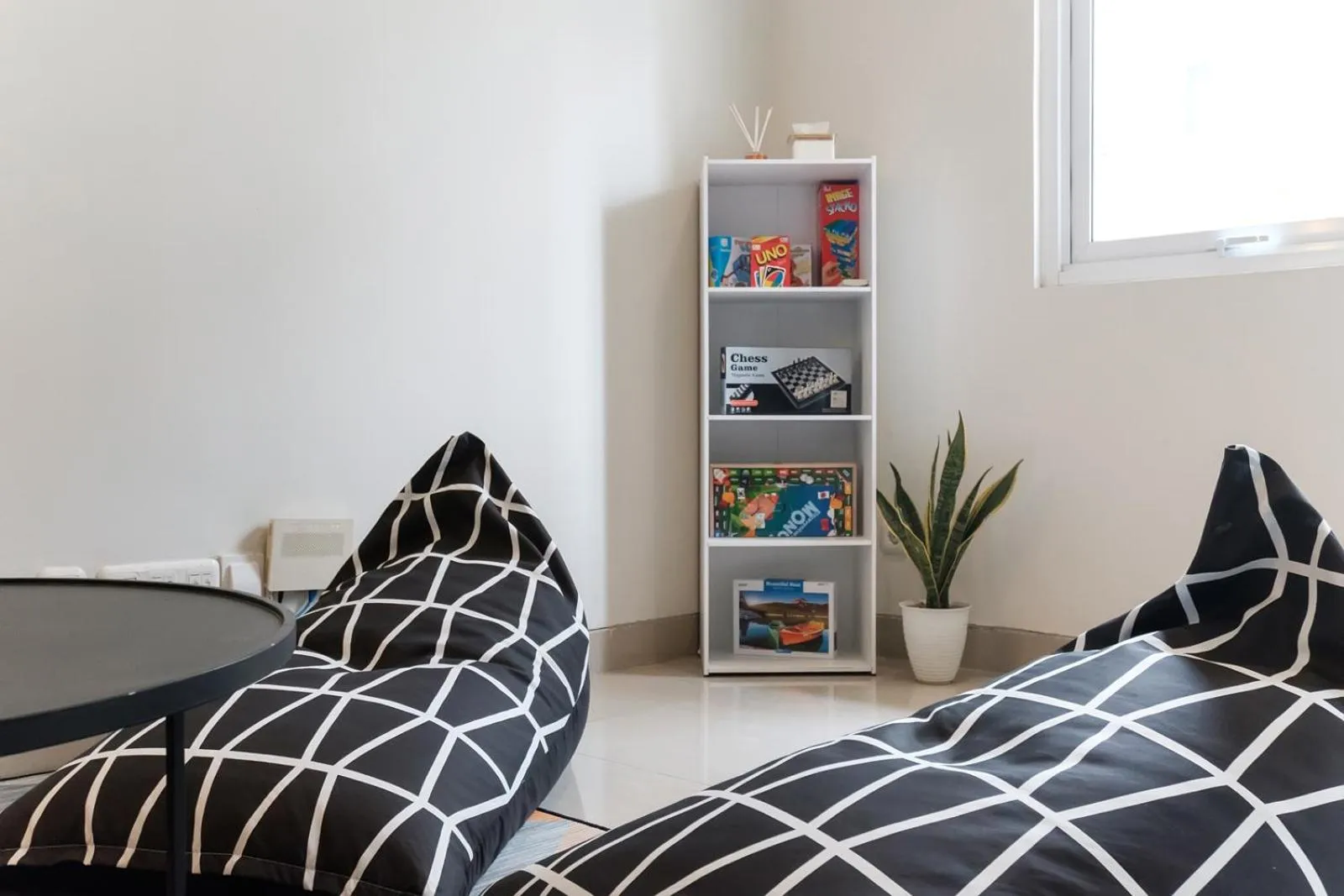 Communal lounge/ TV room, Bed in Mono Coliving at BSD City