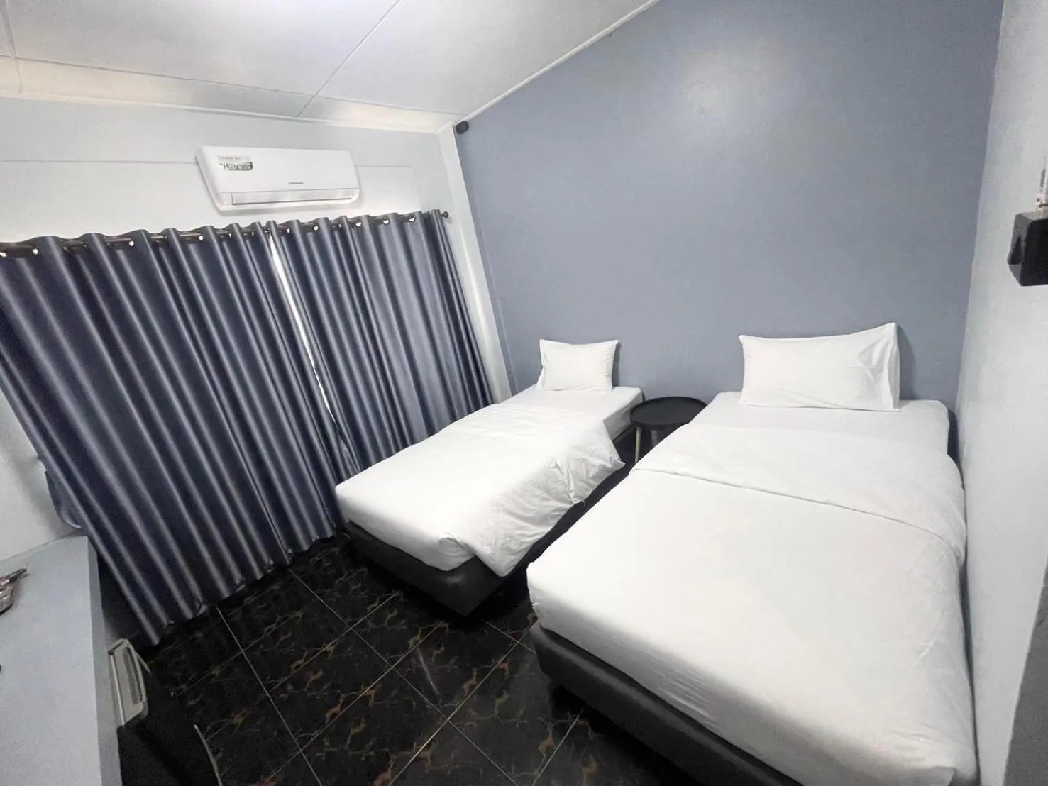 Bed in Chainatgrand Hotel