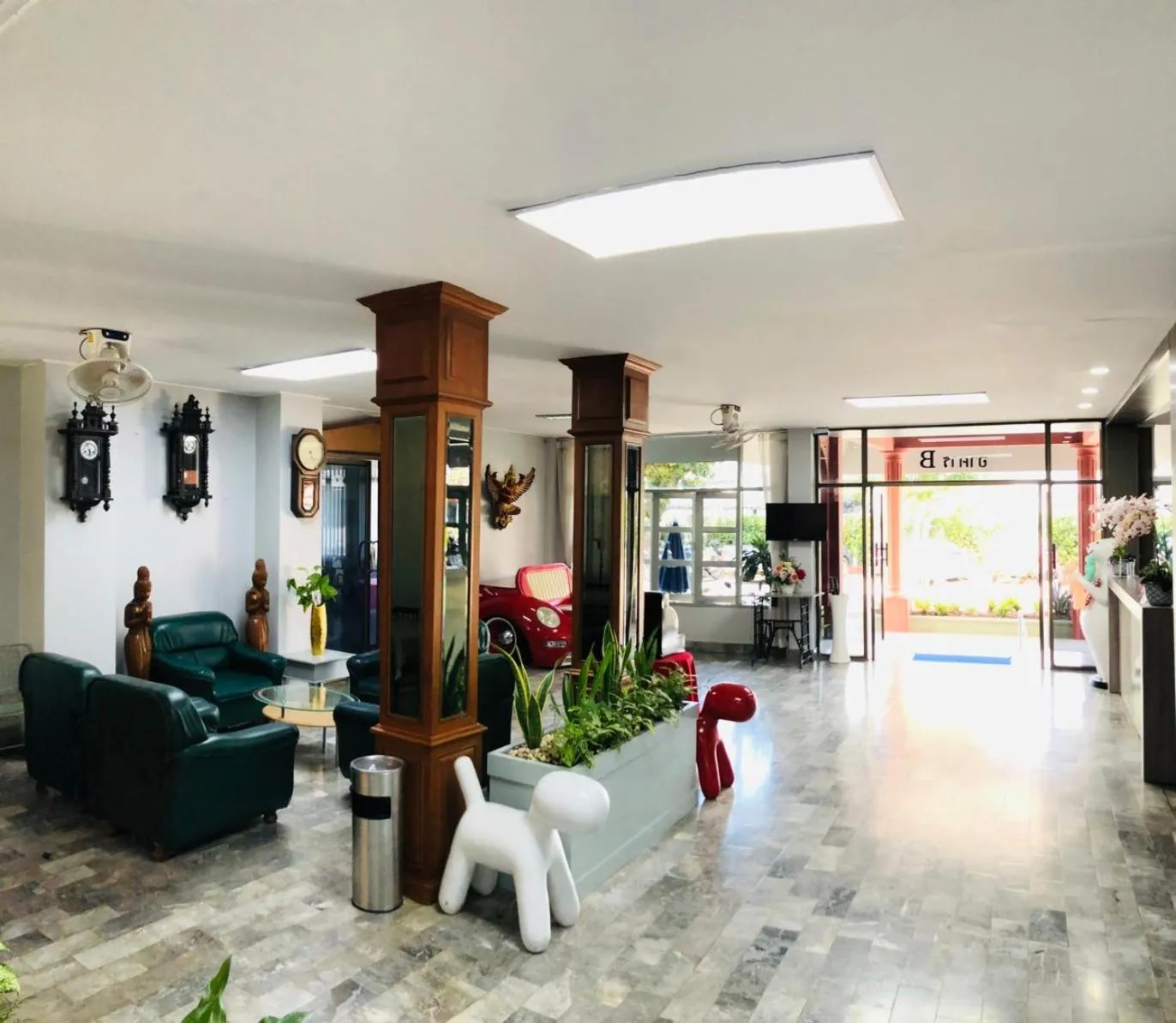 Lobby or reception in Chainatgrand Hotel