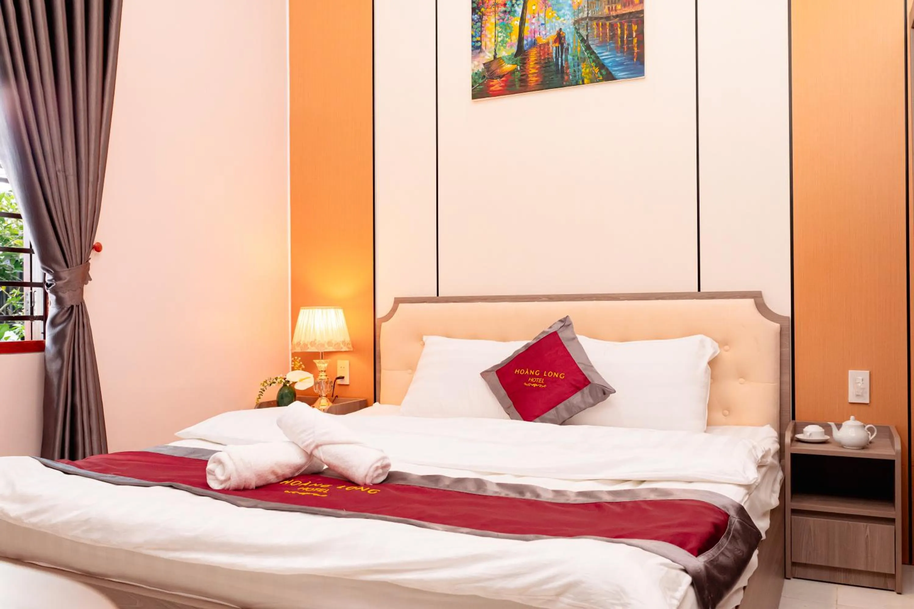 Bedroom, Bed in Hoang Long Hotel Da Lat City