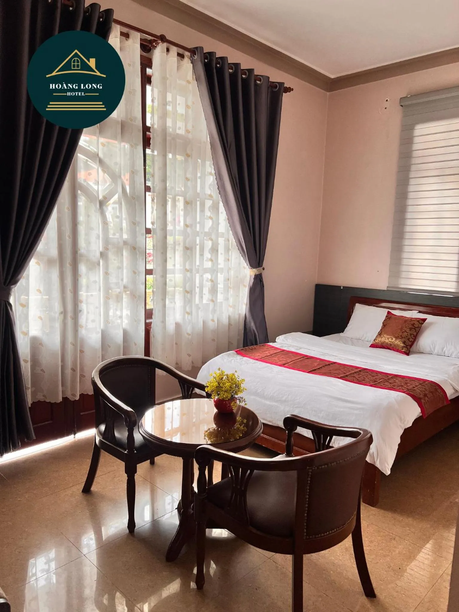 Bed in Hoang Long Hotel Da Lat City