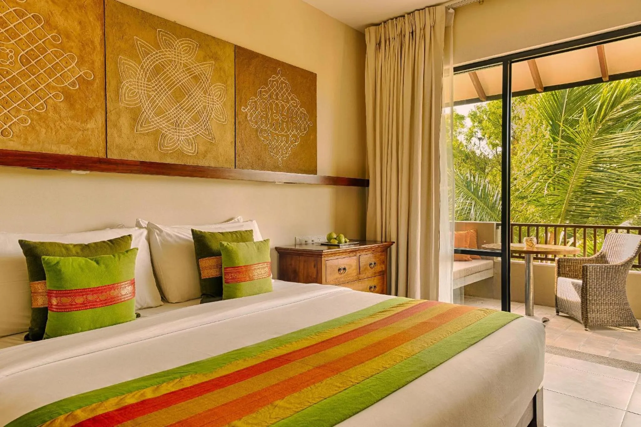 Bedroom, Bed in Sunrise Pasikuda