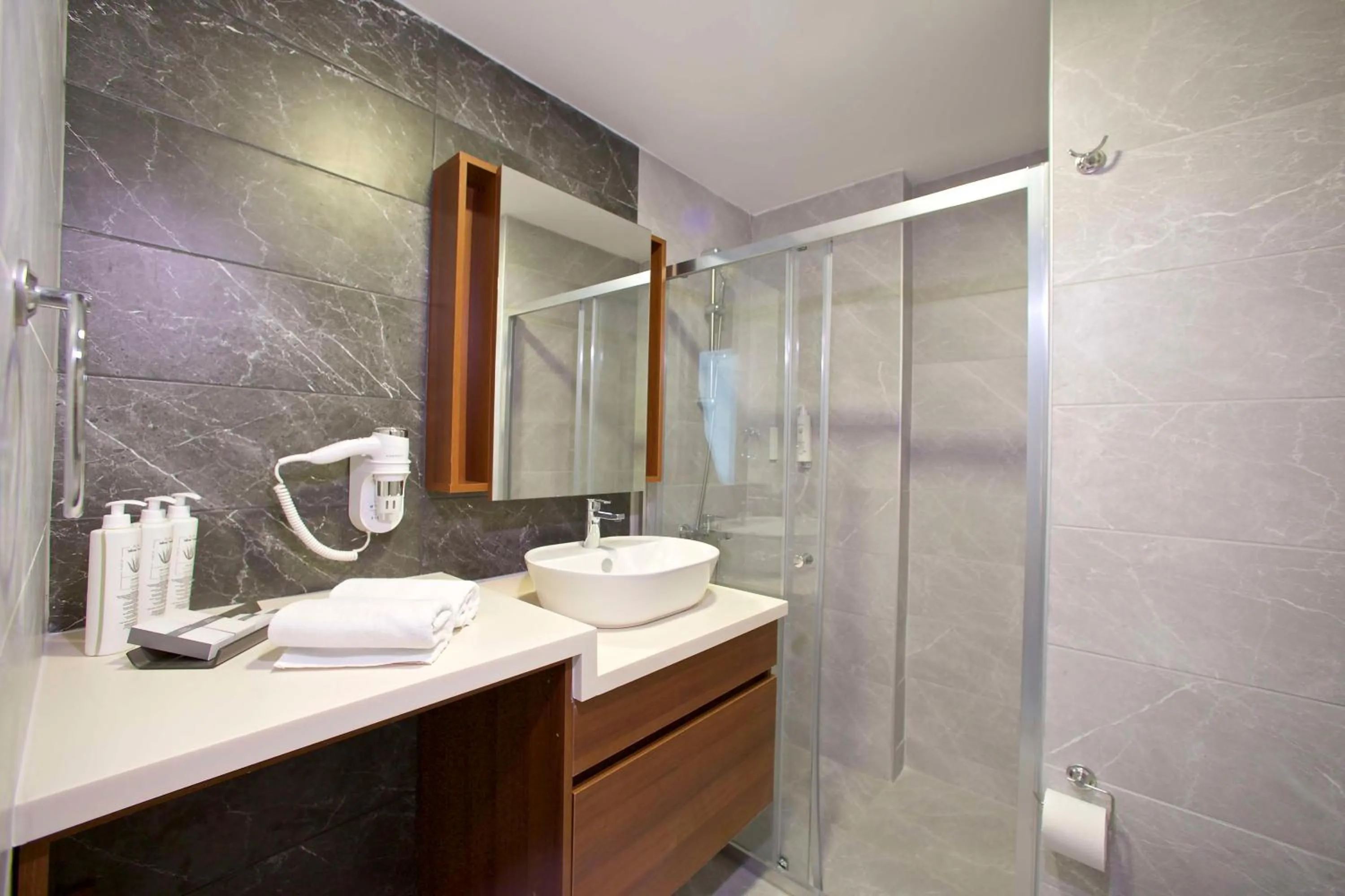 Bathroom in Best Western Plus Hotel & Residences Istanbul