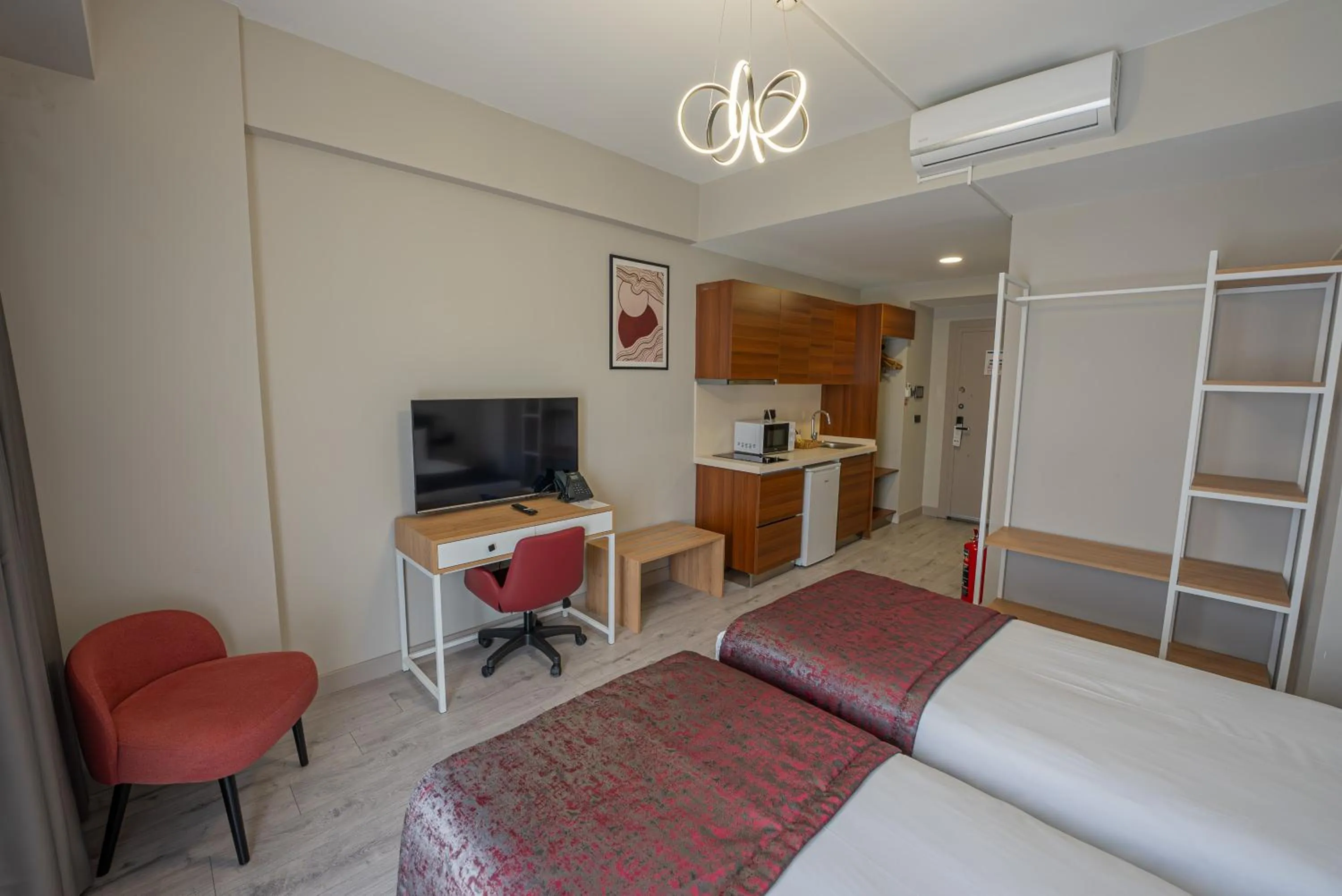 Photo of the whole room, Bed in Best Western Plus Hotel & Residences Istanbul