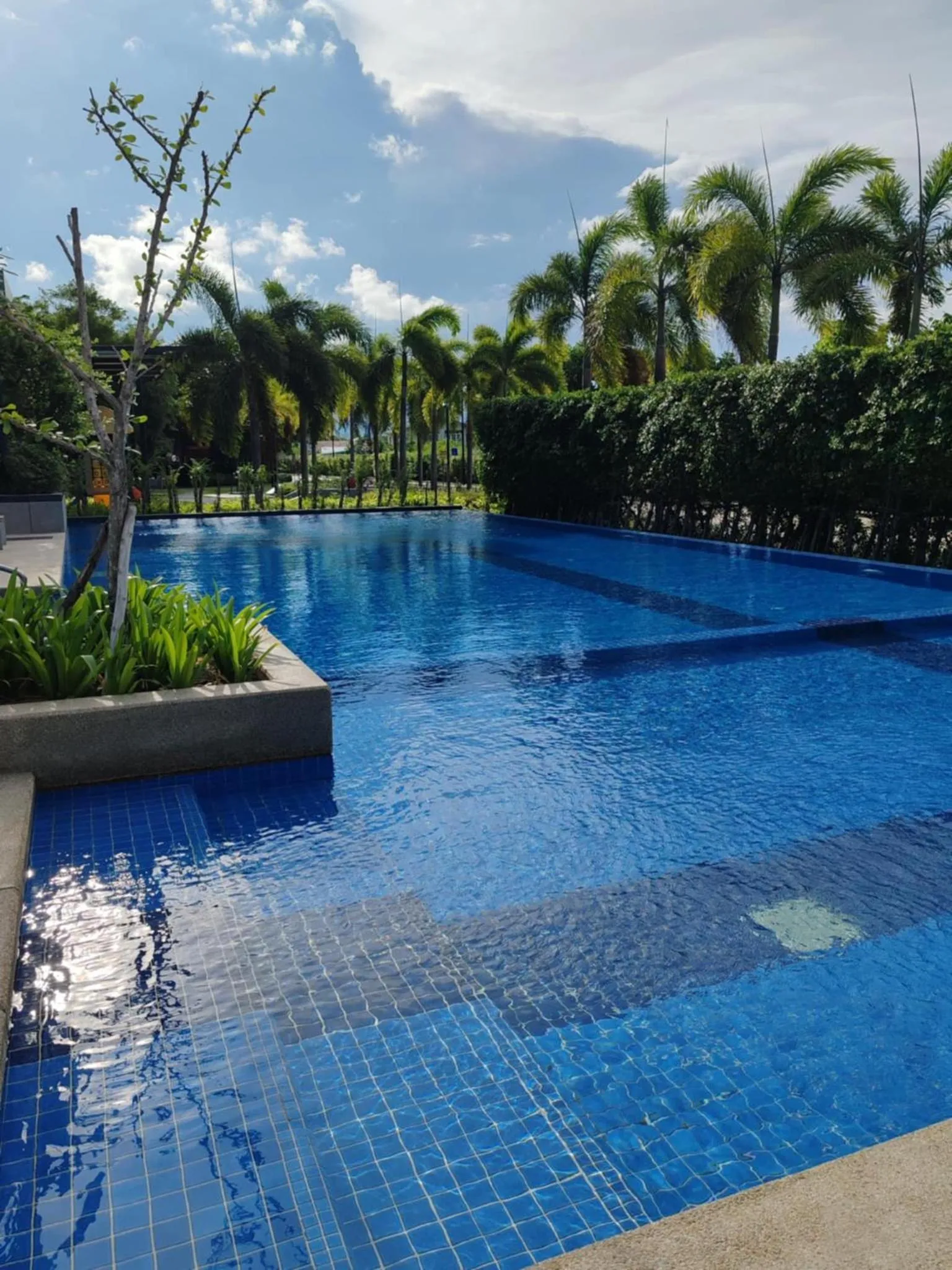 Swimming pool in Lumpini Seaview Cha-am Sabai Sabai
