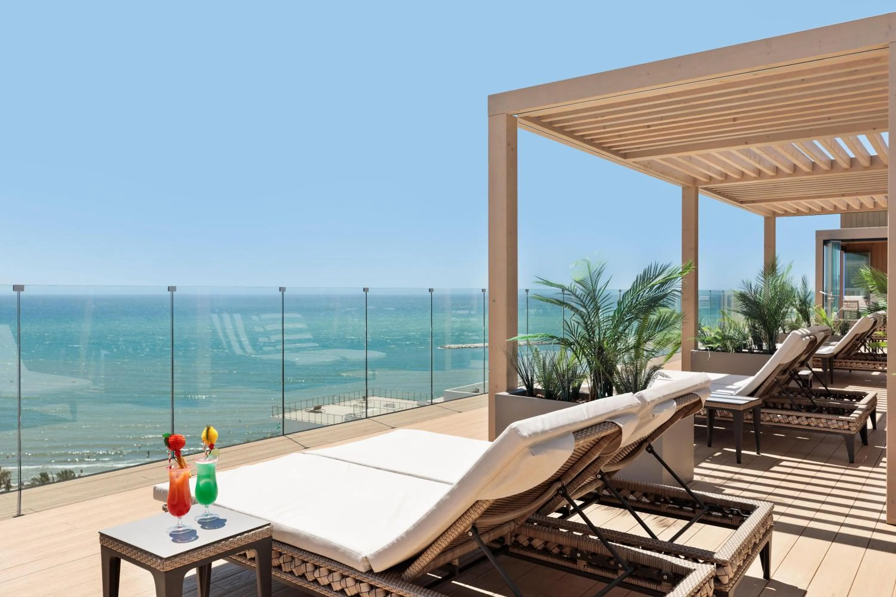 Lounge or bar in Hotel Best Triton