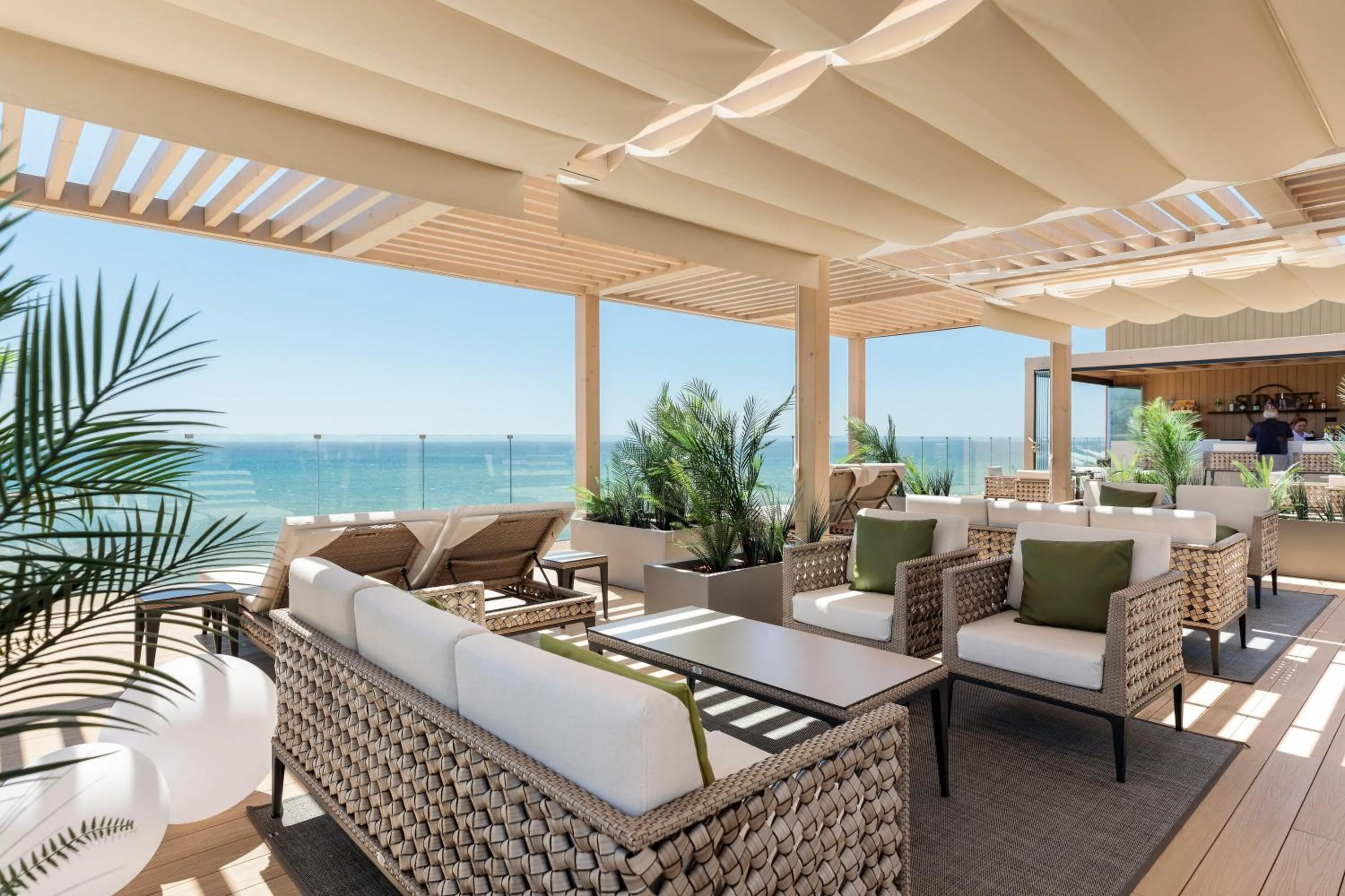 Lounge or bar in Hotel Best Triton