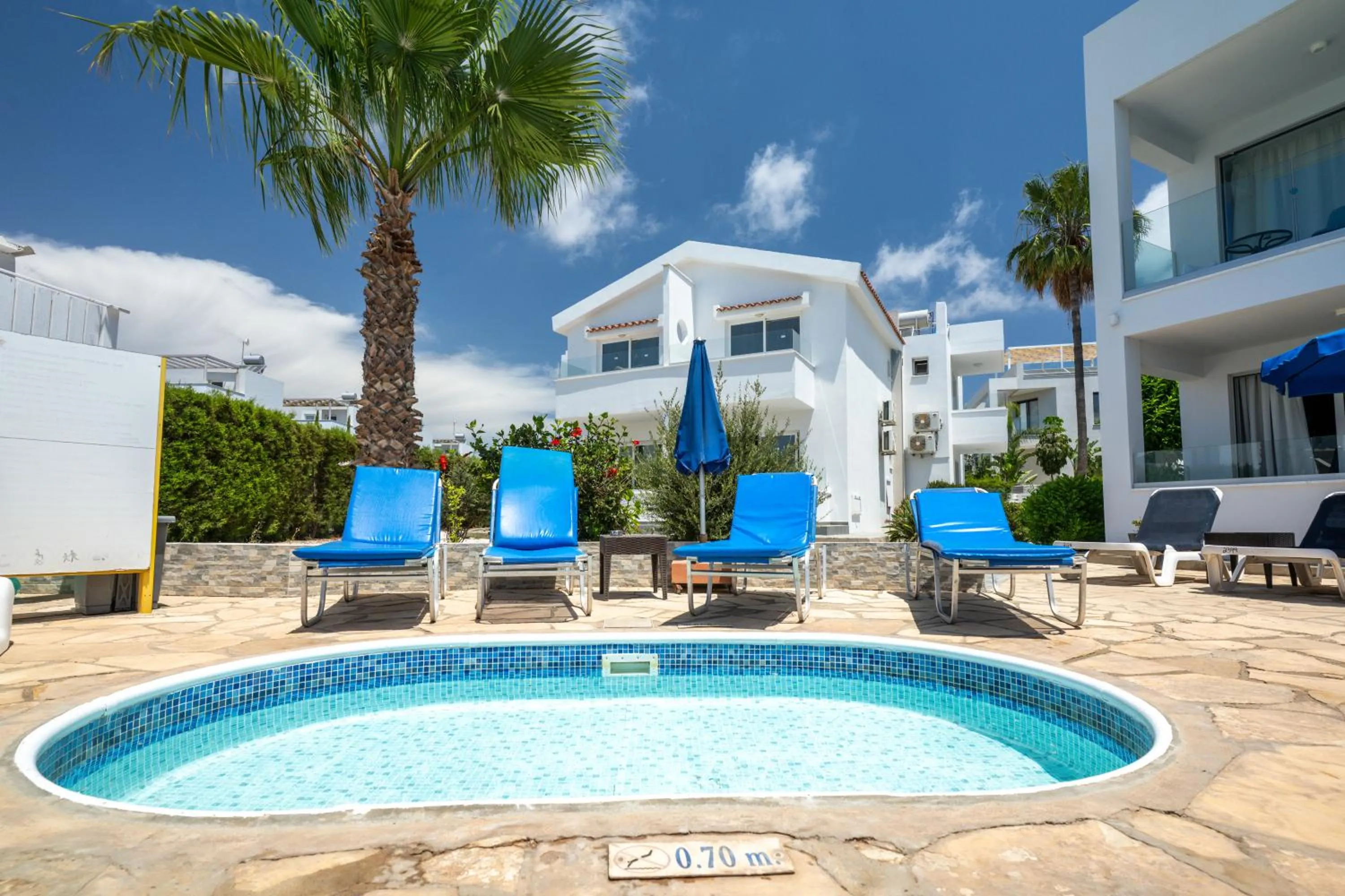 Swimming pool in Bellini Hotel