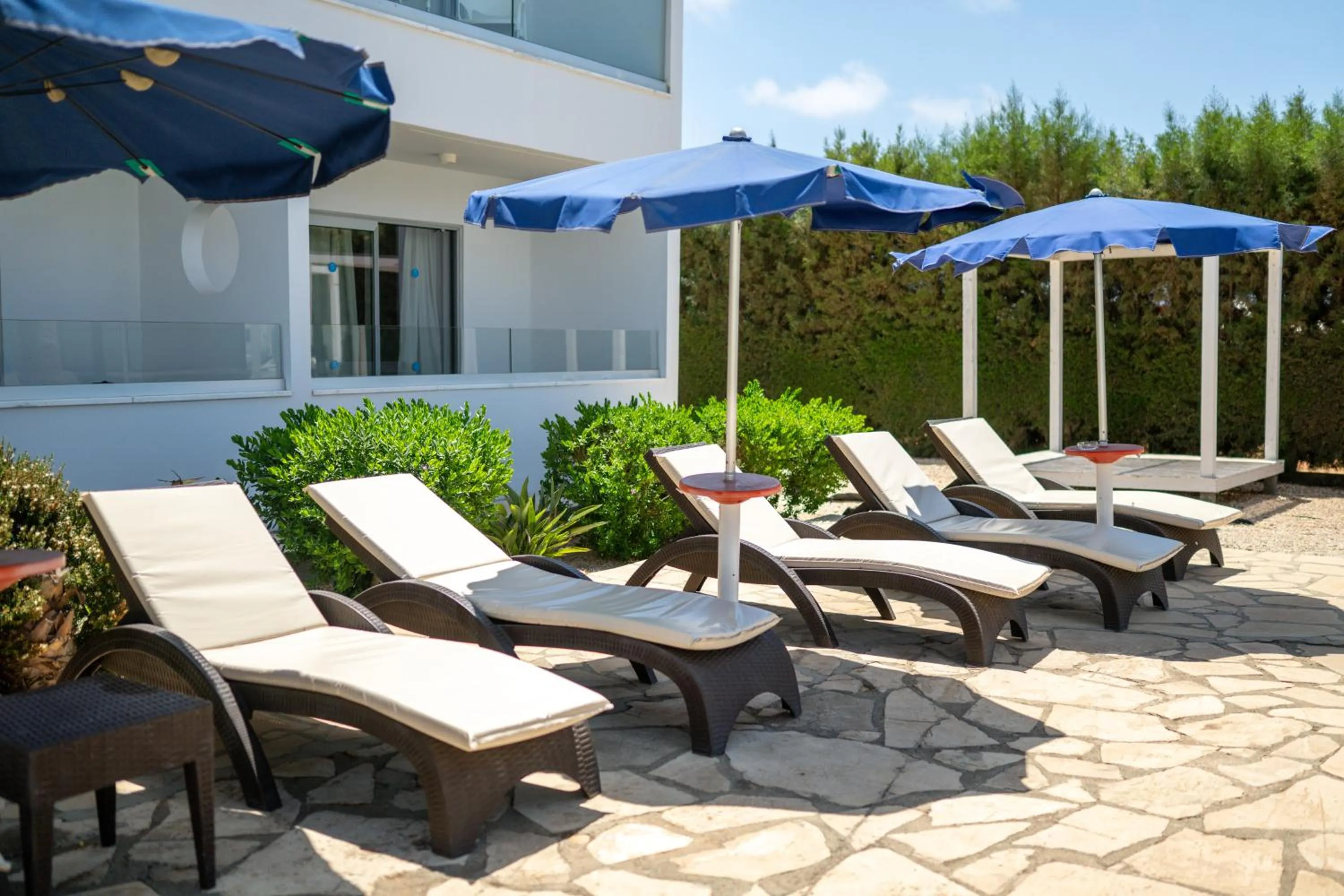 Swimming pool in Bellini Hotel