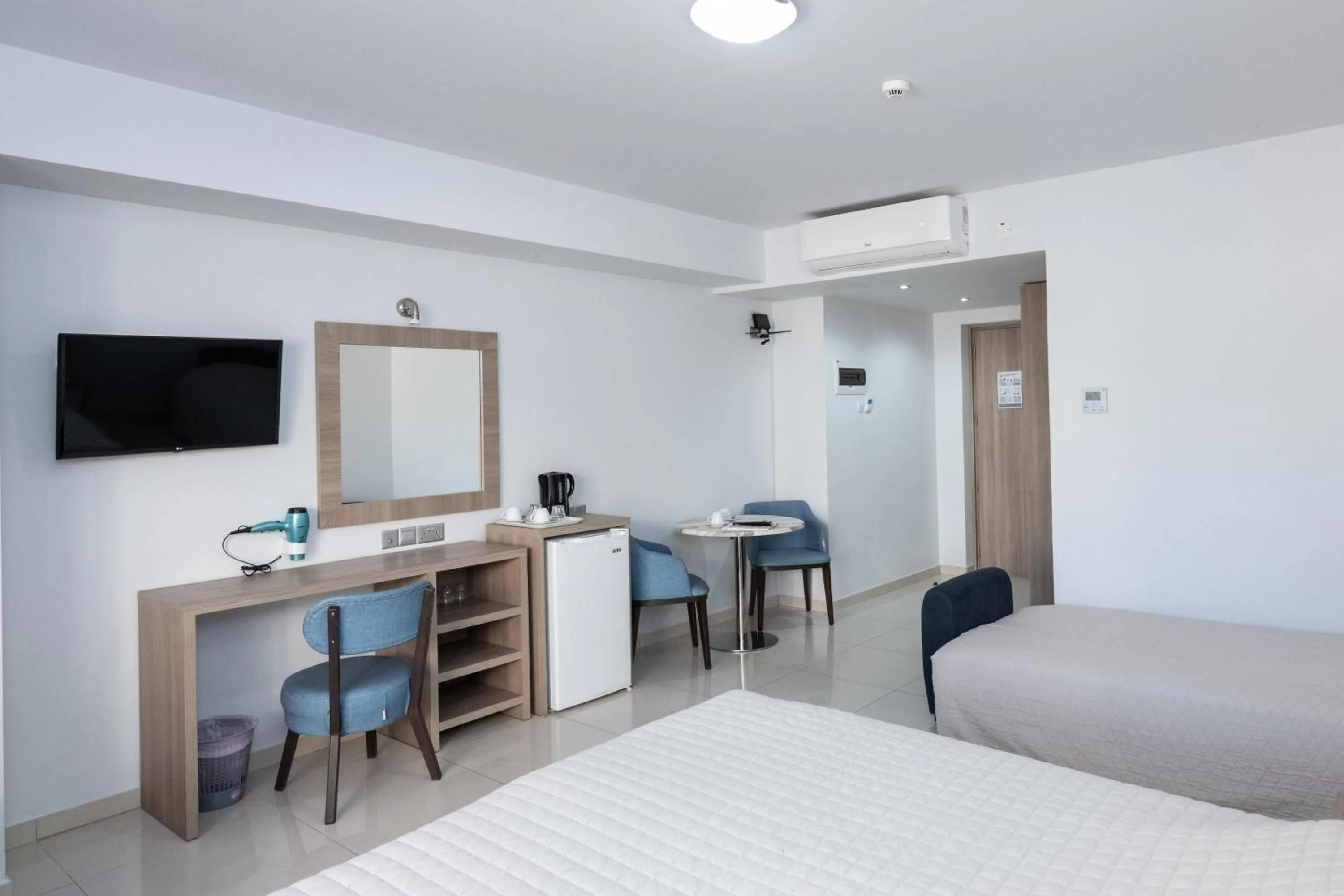 Bedroom, Bed in Bellini Hotel