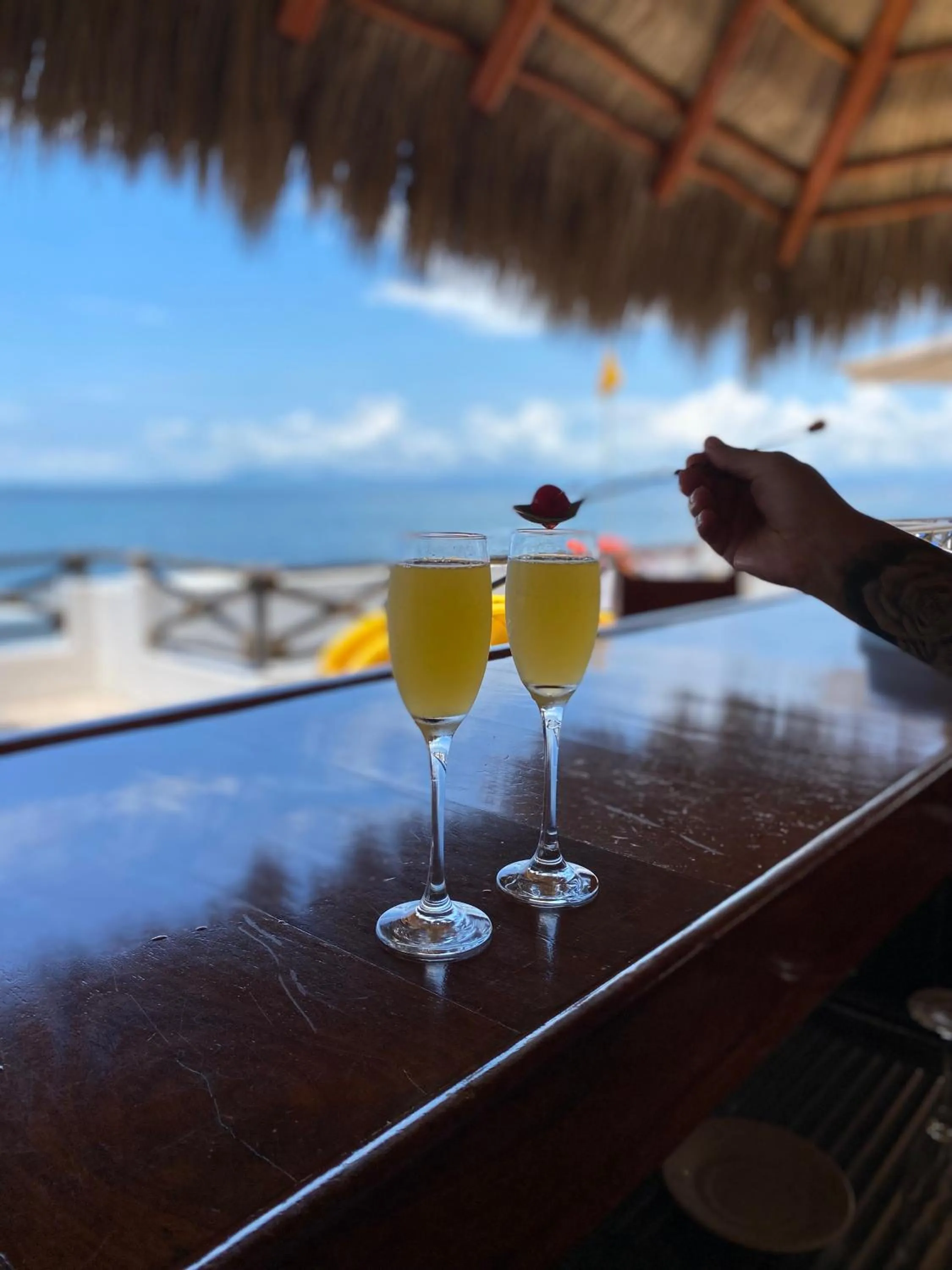 Lounge or bar in Costa Sur Resort, Classico Collection by Sonesta