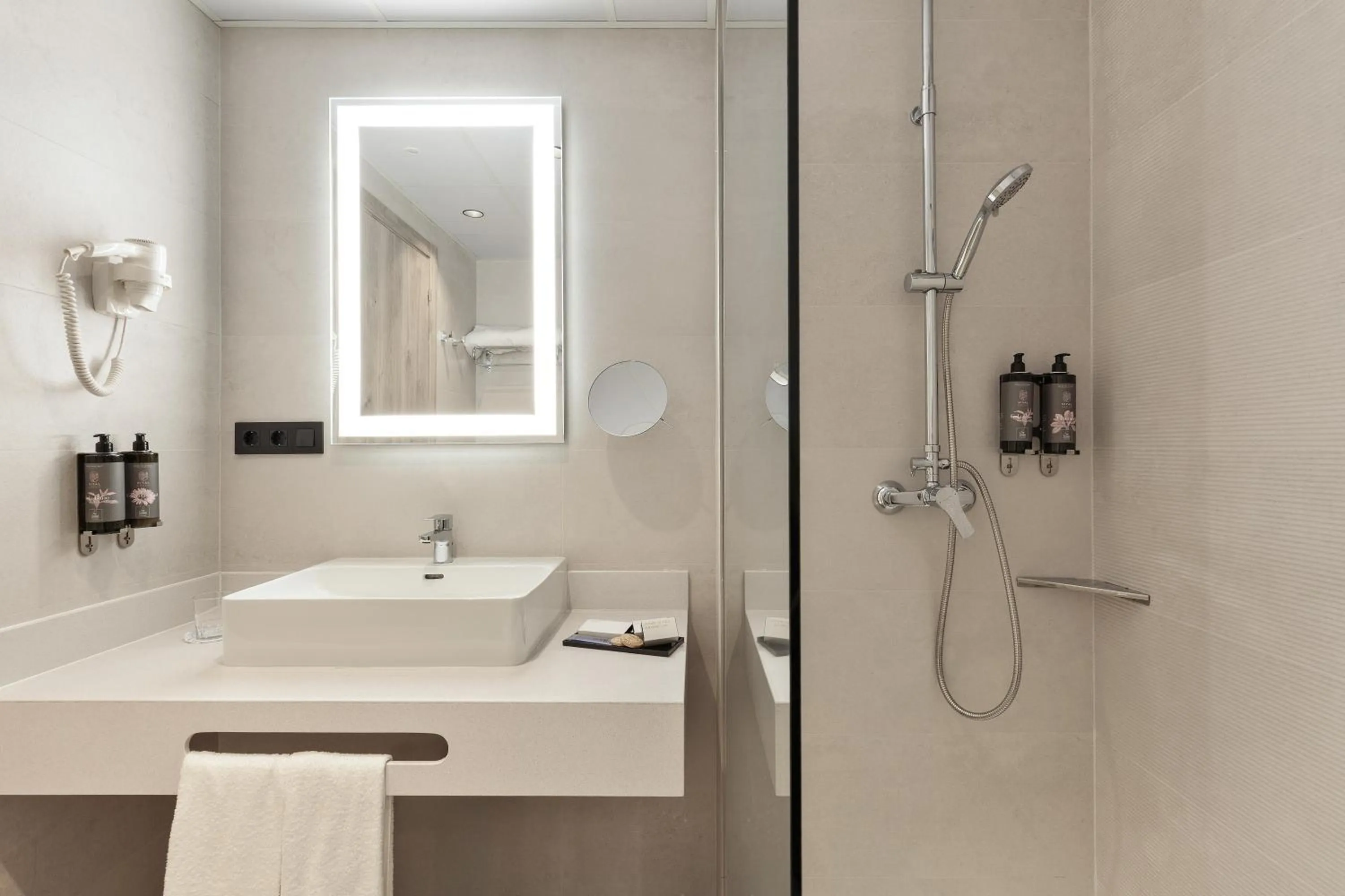 Bathroom in Hotel Best Oasis Tropical