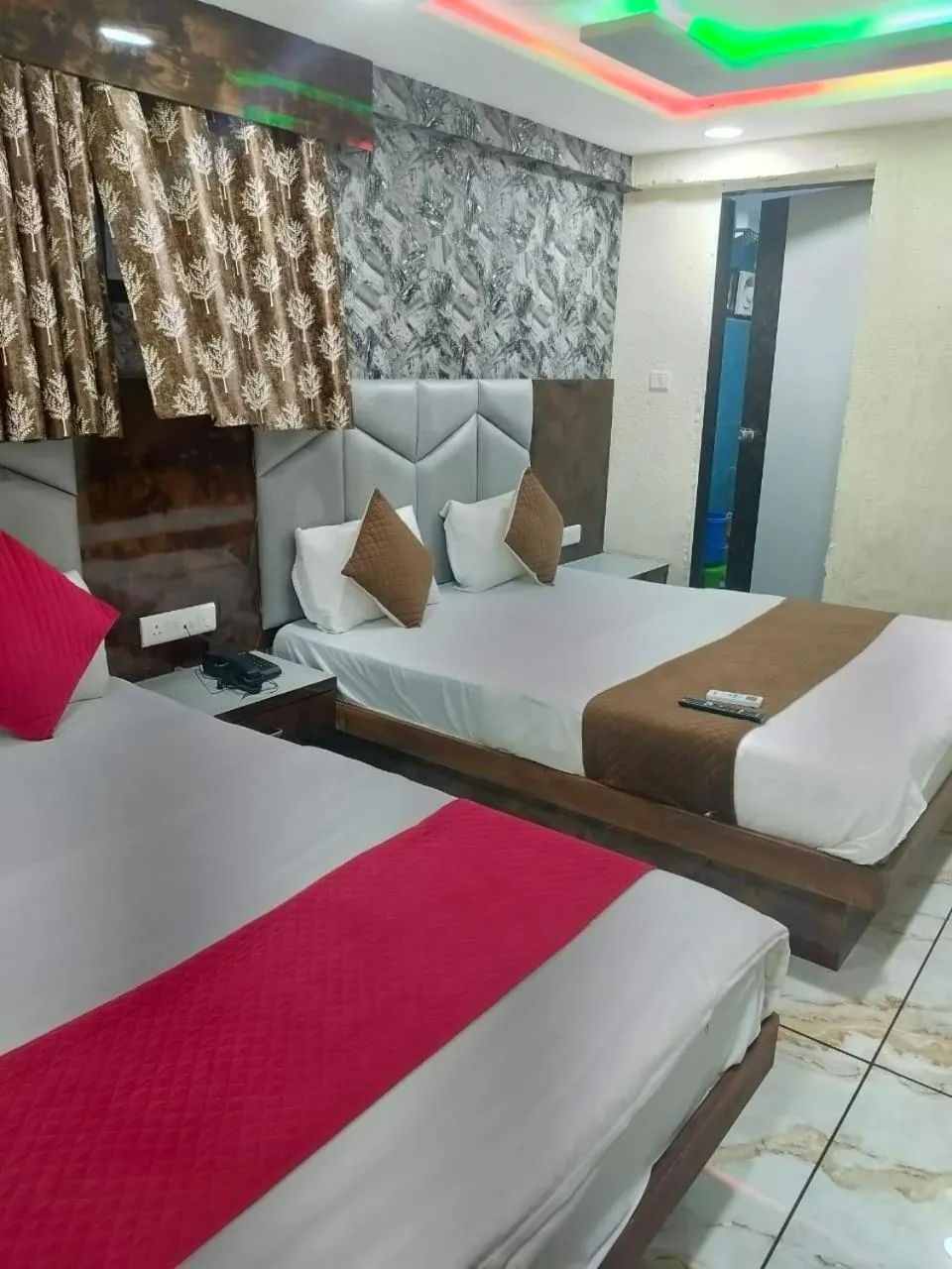 Bed in Hotel Raj Palace