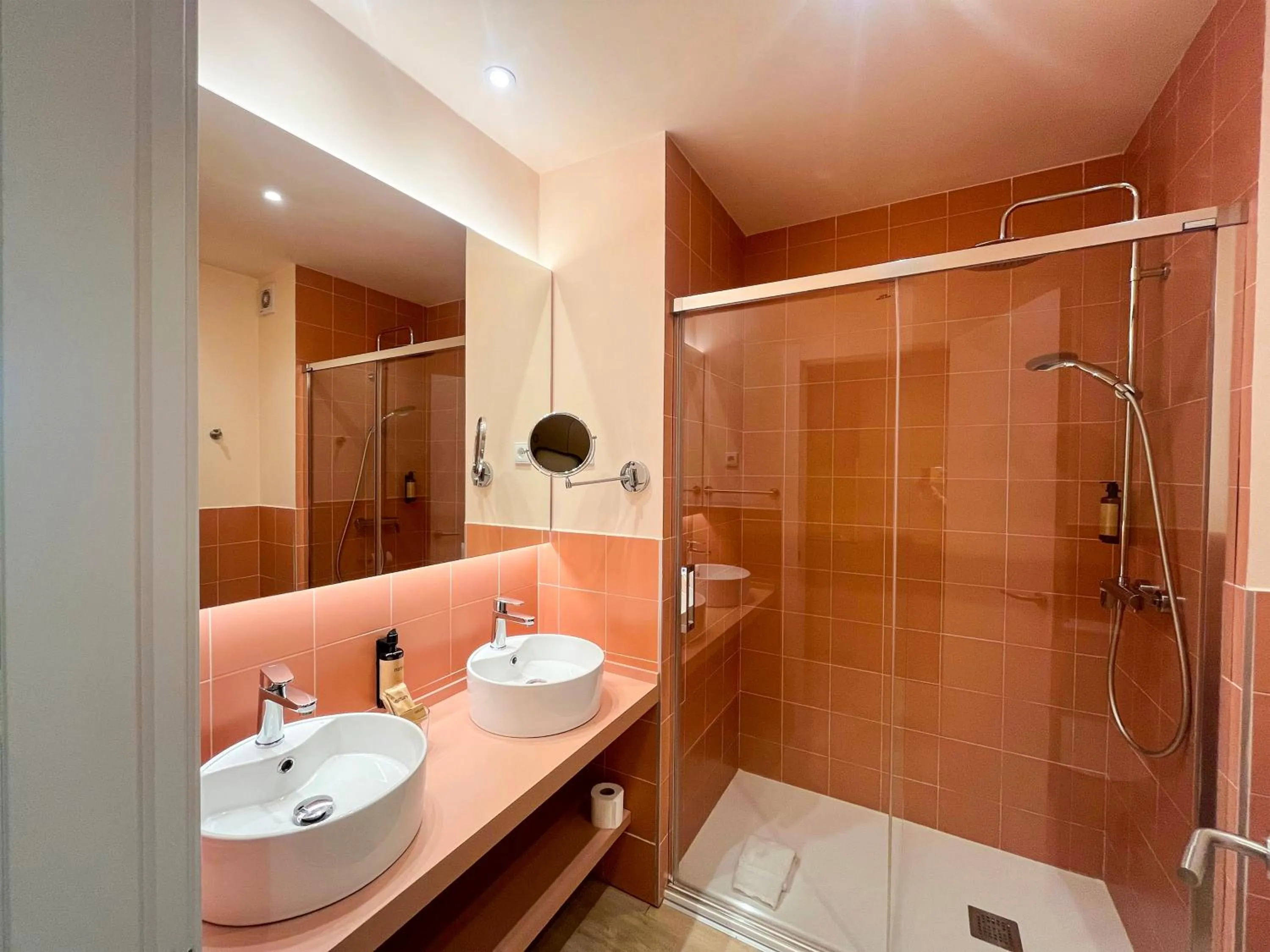 Shower in La marina sunset 3000