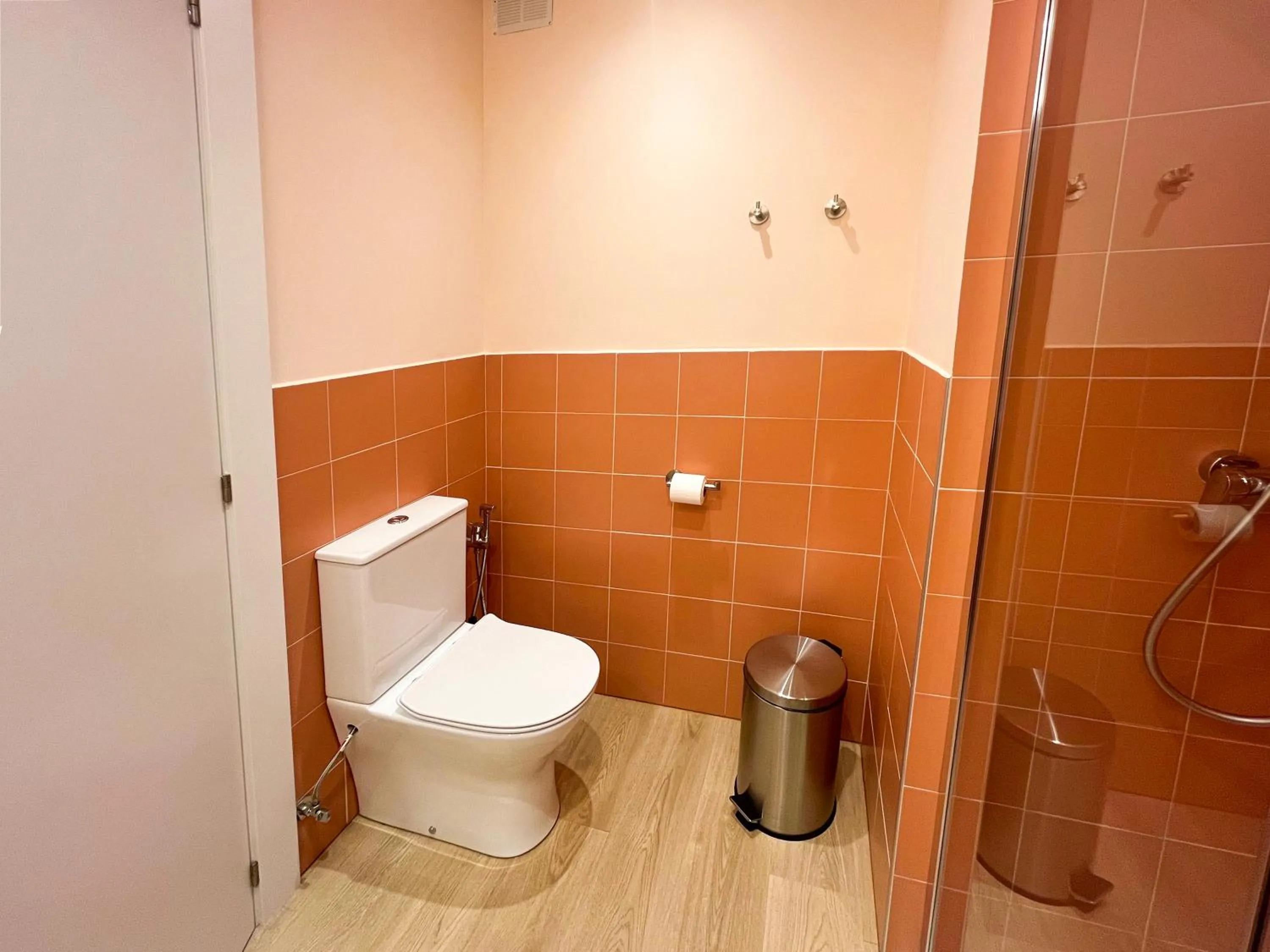 Bathroom in La marina sunset 3000