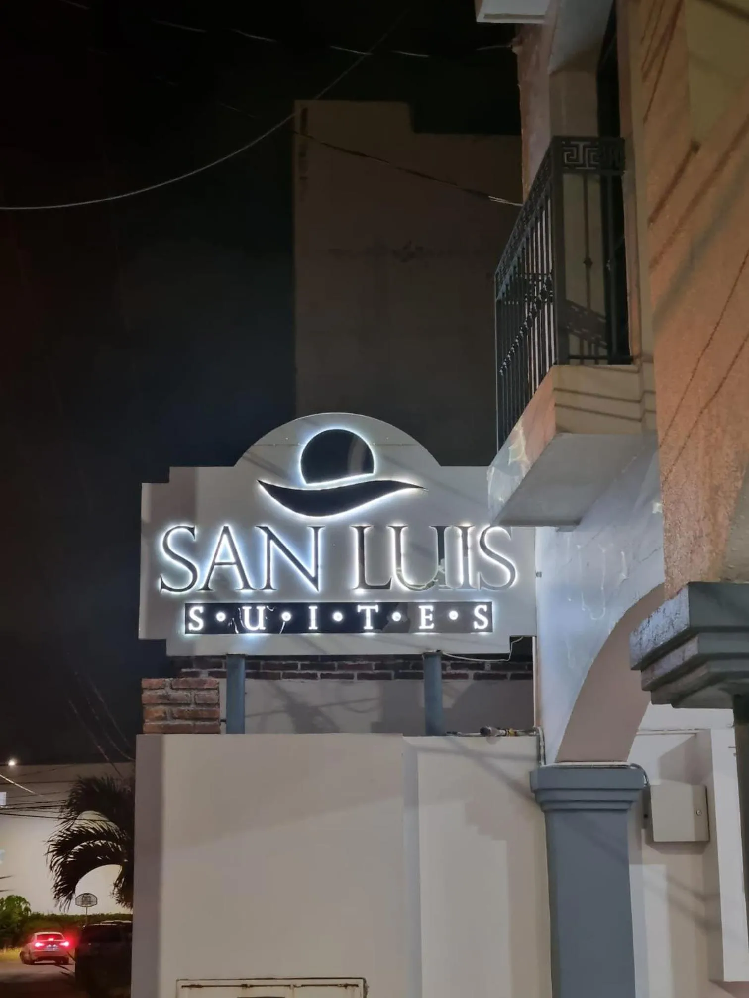 Property building in Suites San Luis