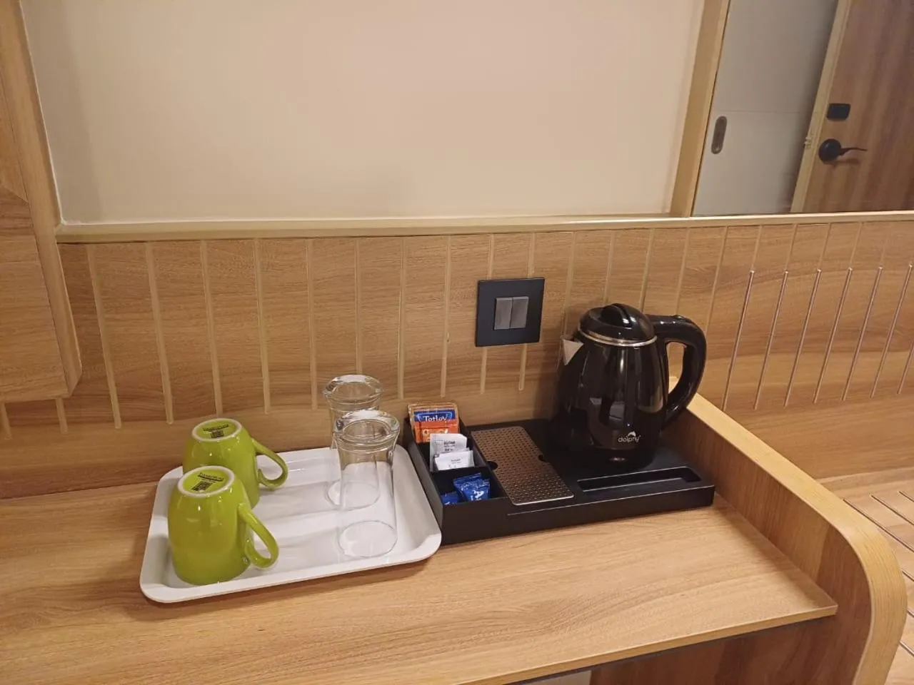 Coffee/tea facilities in Hotel Raai Hosur