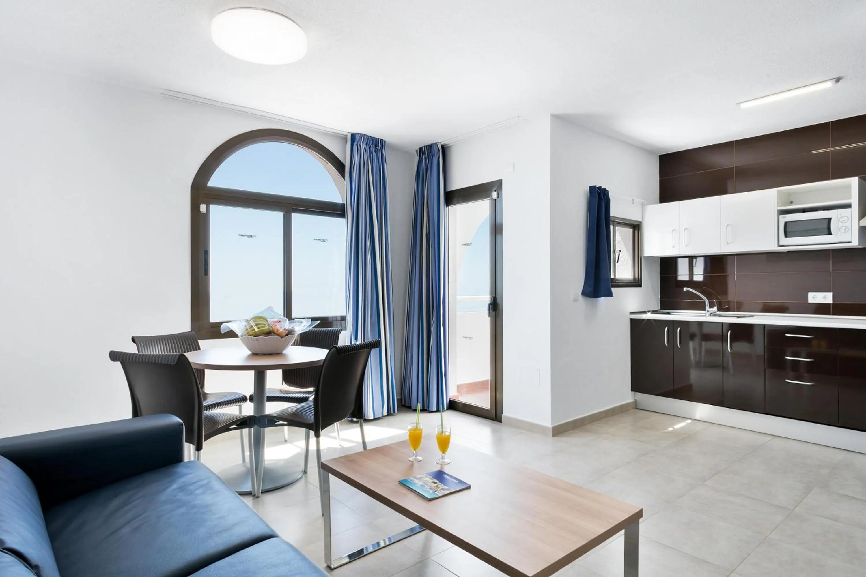 Photo of the whole room in Best Club Vacaciones Pueblo Indalo