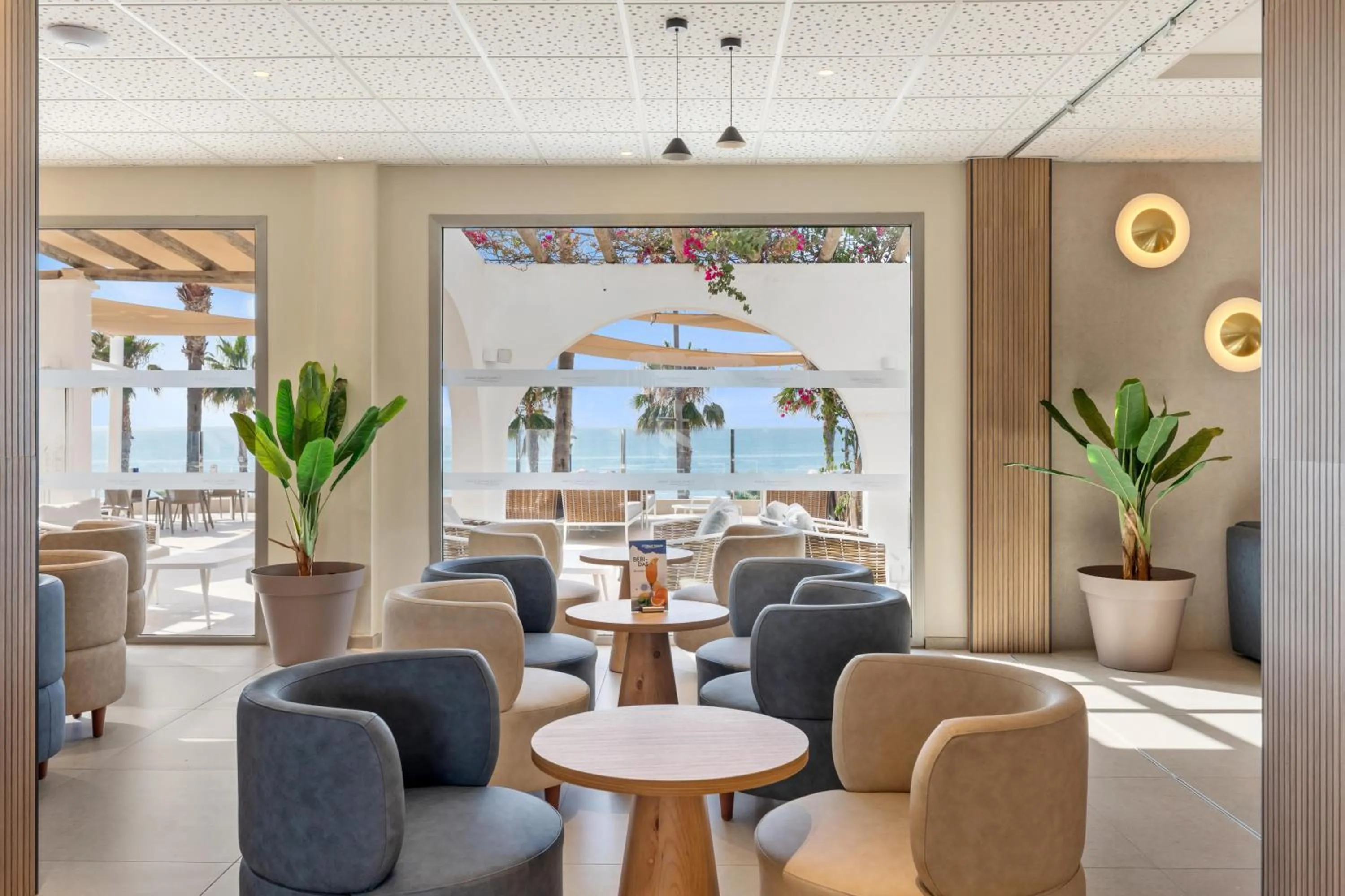 Lounge or bar in Best Club Vacaciones Pueblo Indalo