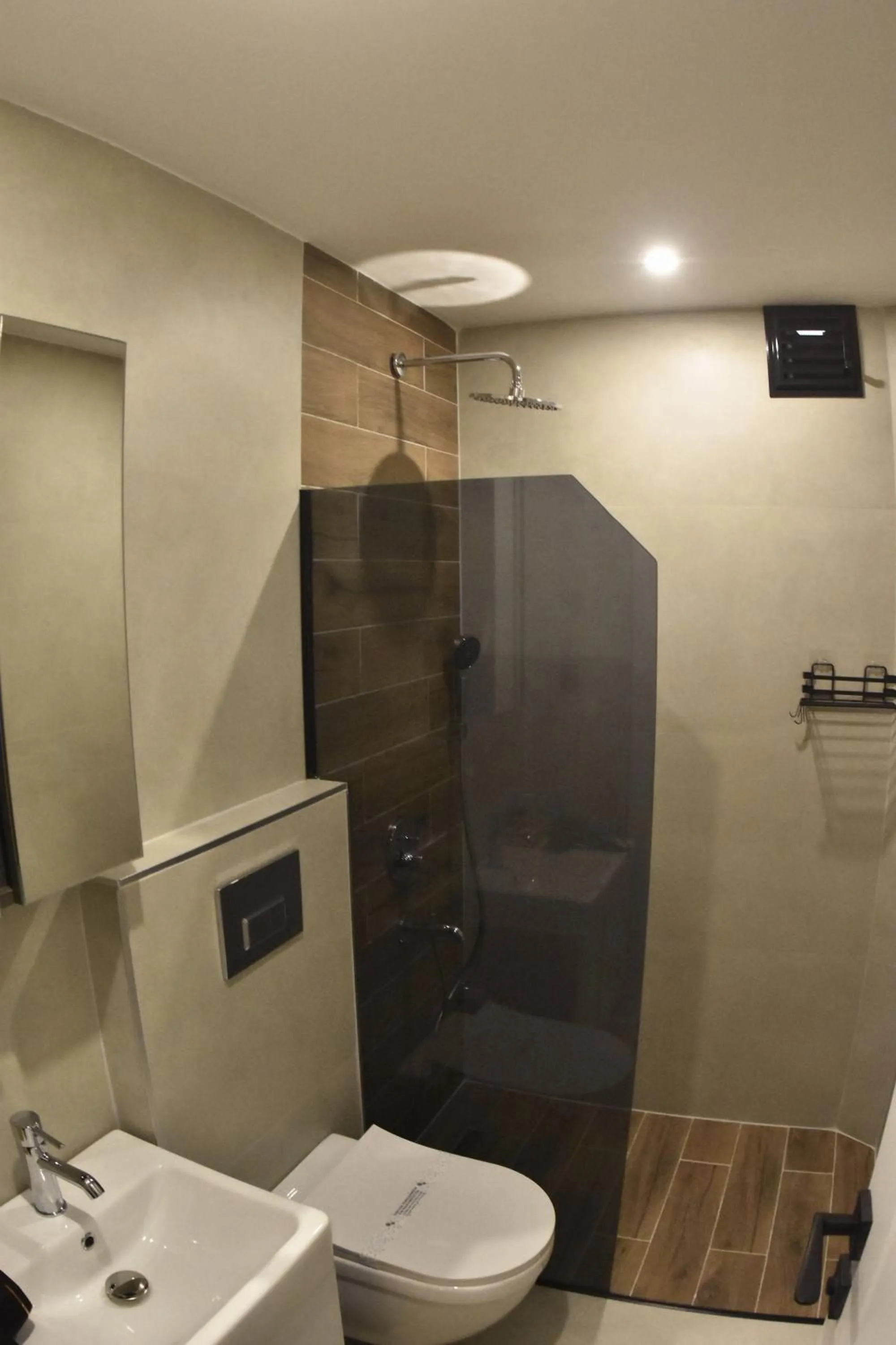 Shower in Amasya Atabey Konağı