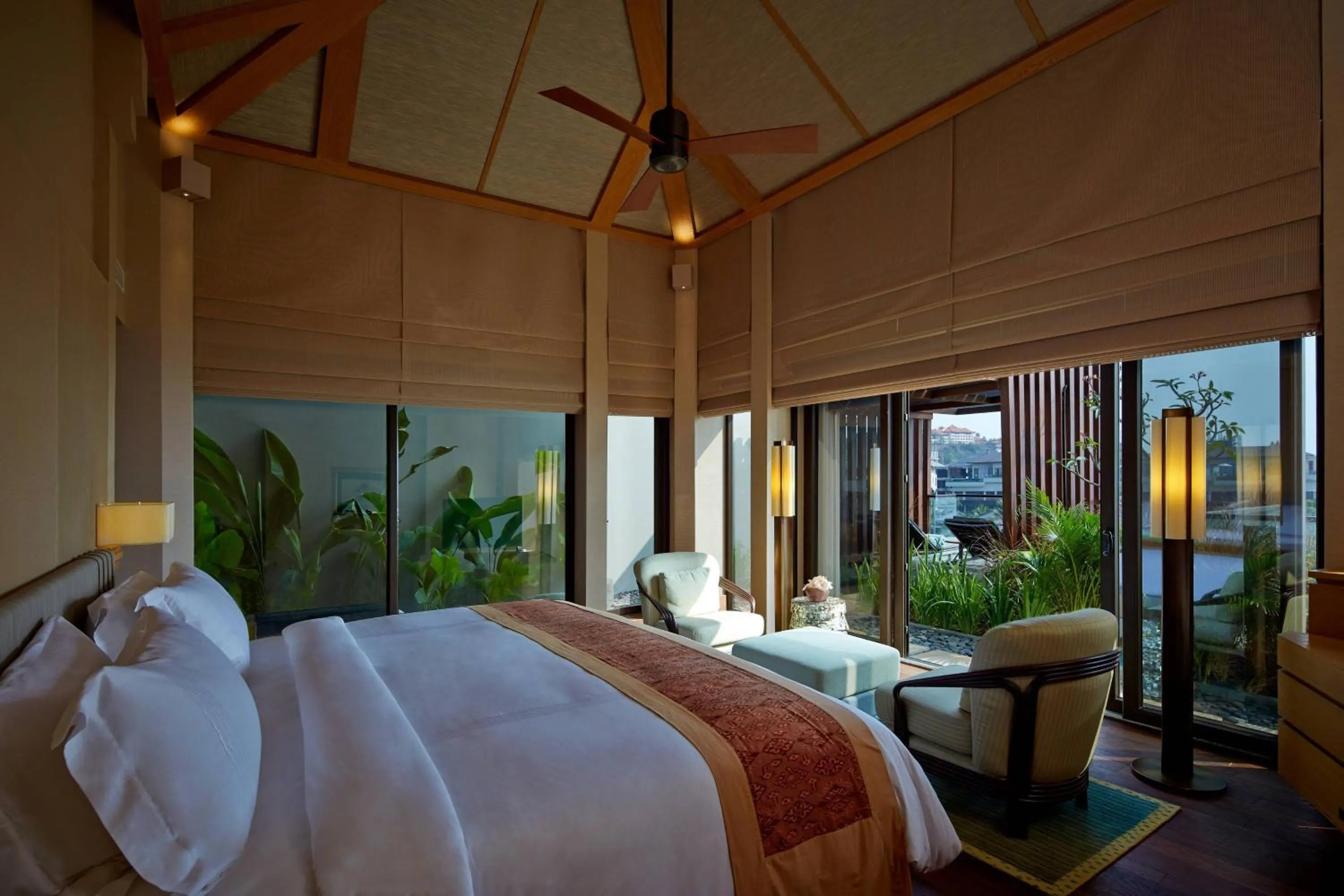 Bedroom, Bed in The Ritz-Carlton Bali
