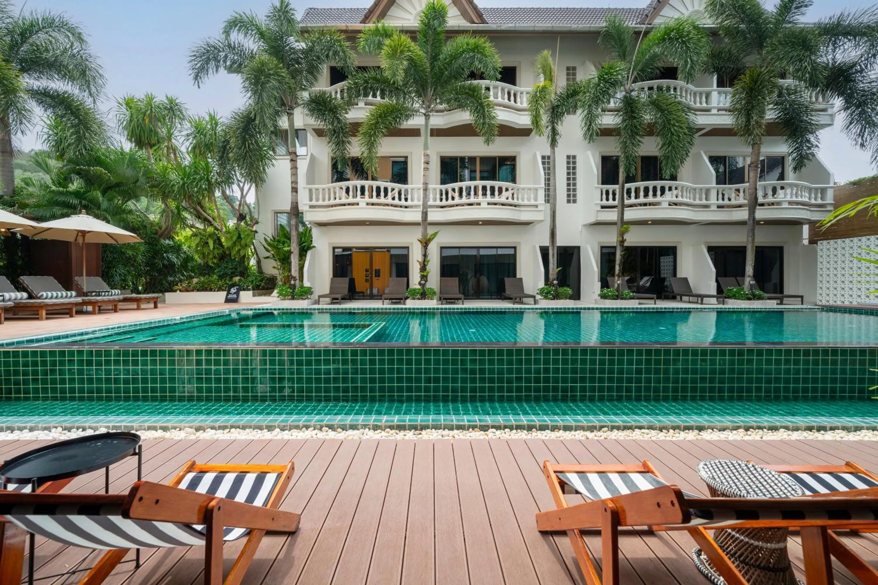 Property building in Buasri Boutique Patong