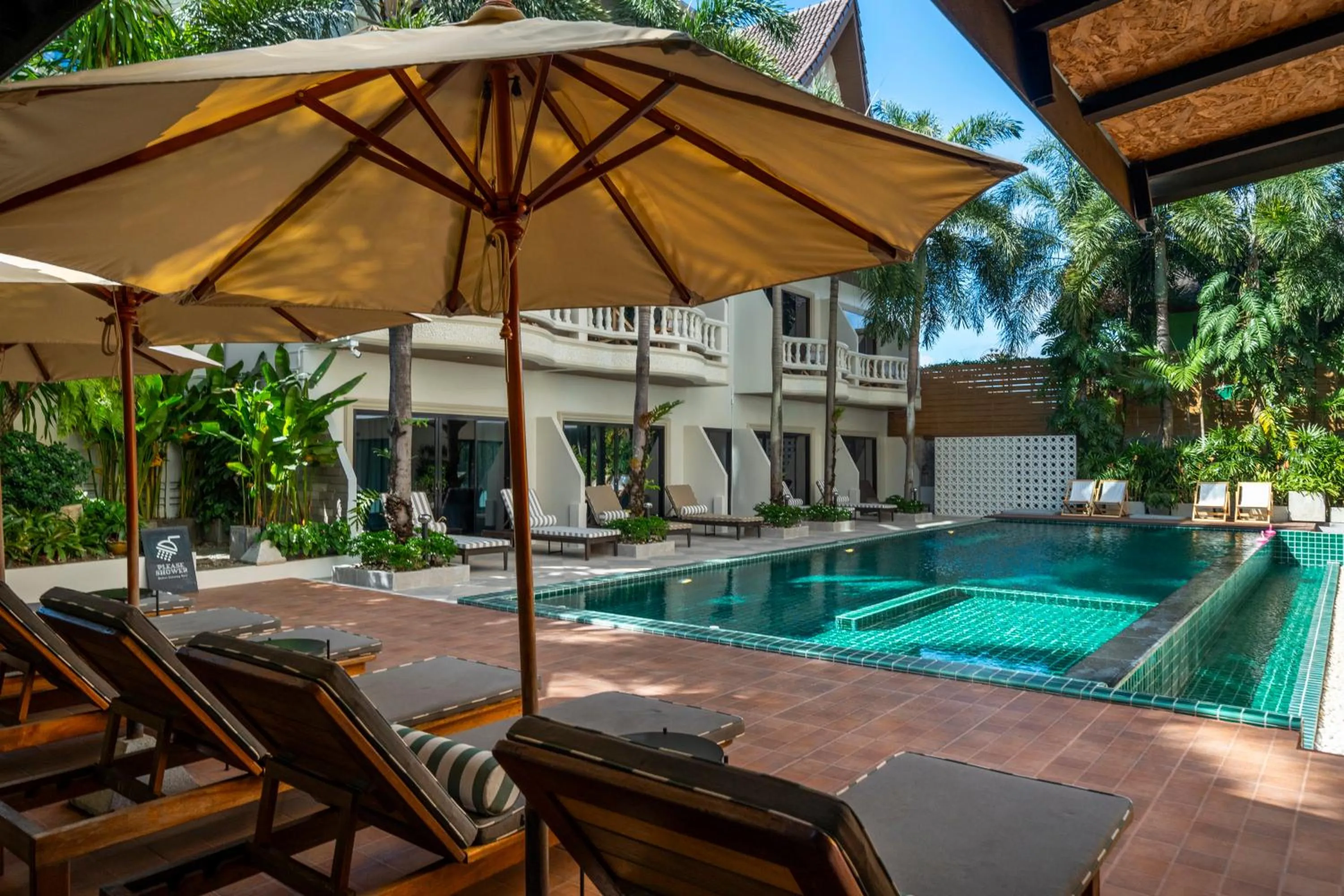 Property building in Buasri Boutique Patong