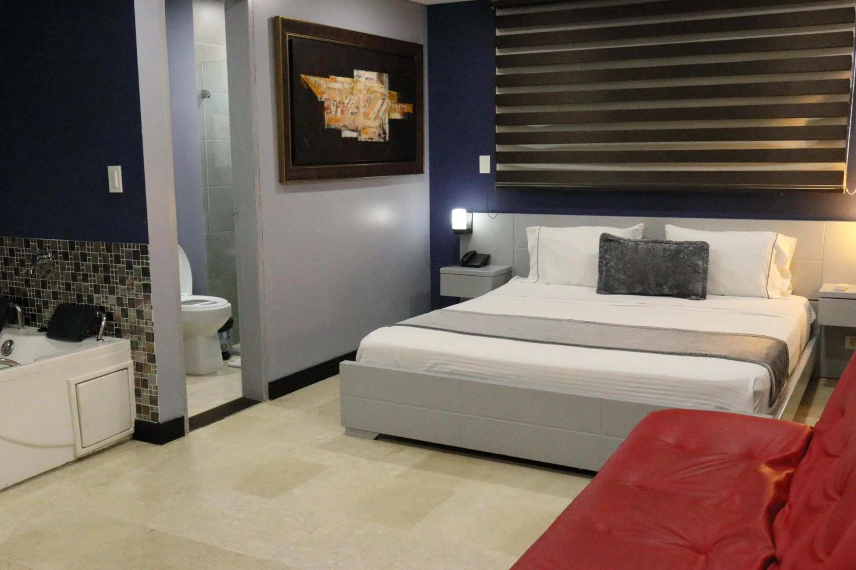 Photo of the whole room, Bed in Hotel Lleras 10