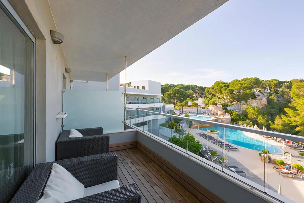 ARTIEM Audax - Adults Only