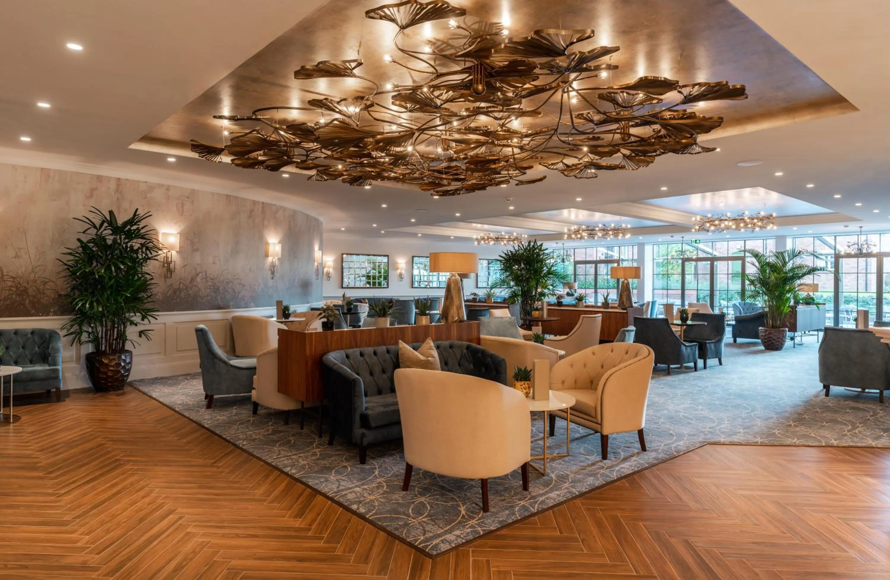 Lounge or bar in Carden Park Hotel, Golf Resort and Spa