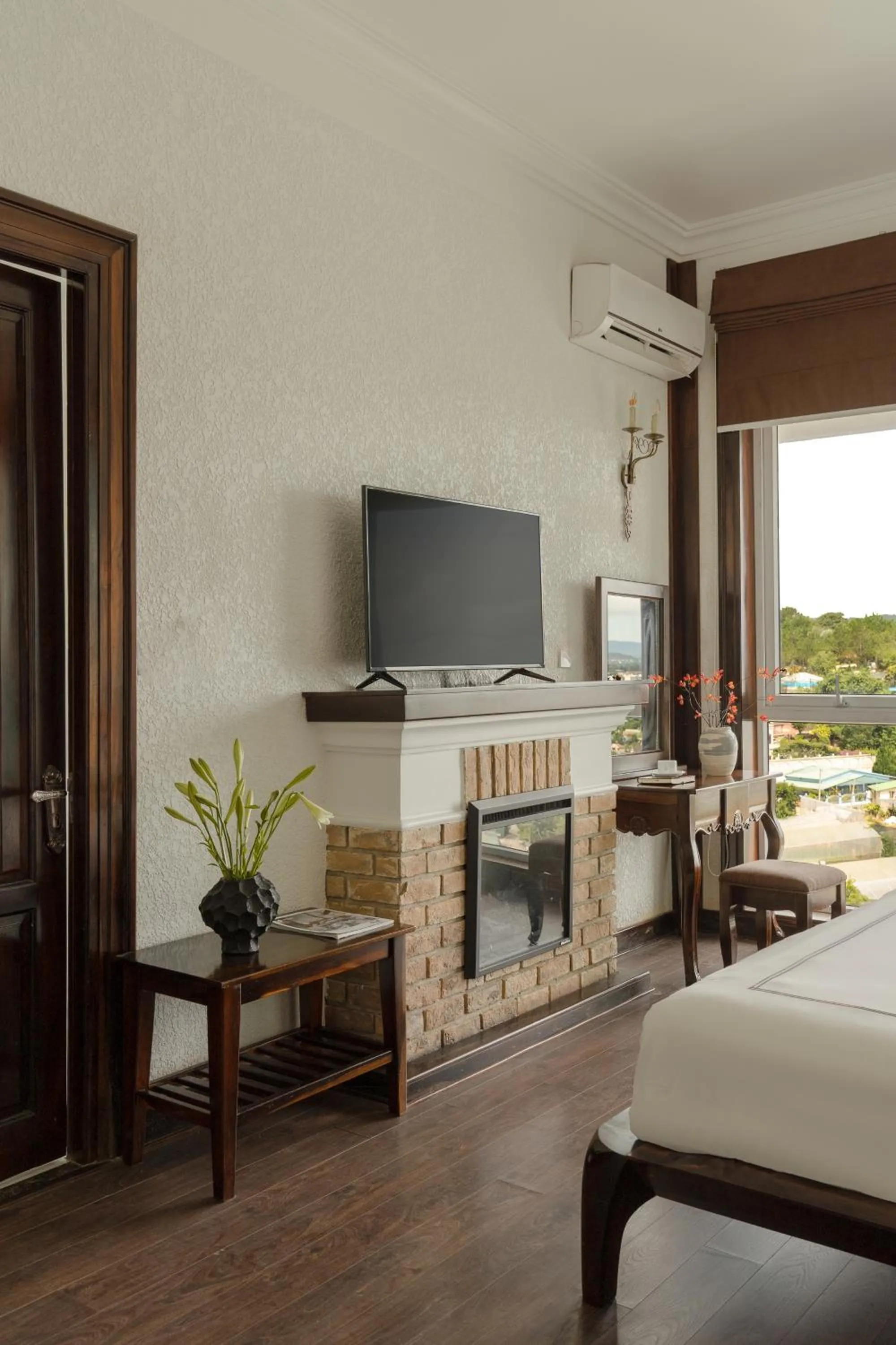 Bed in The Manor Villas Da Lat