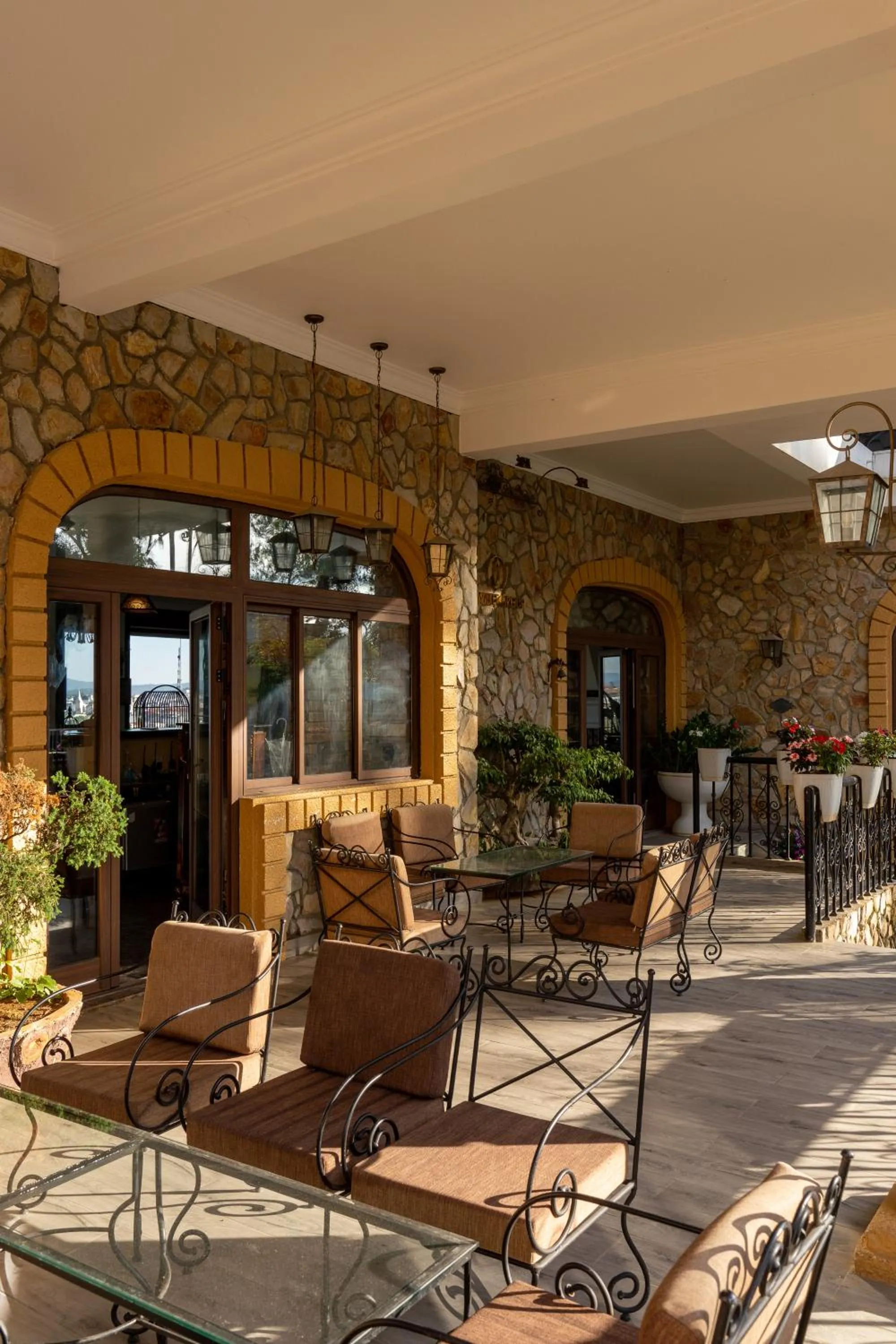 Day in The Manor Villas Da Lat