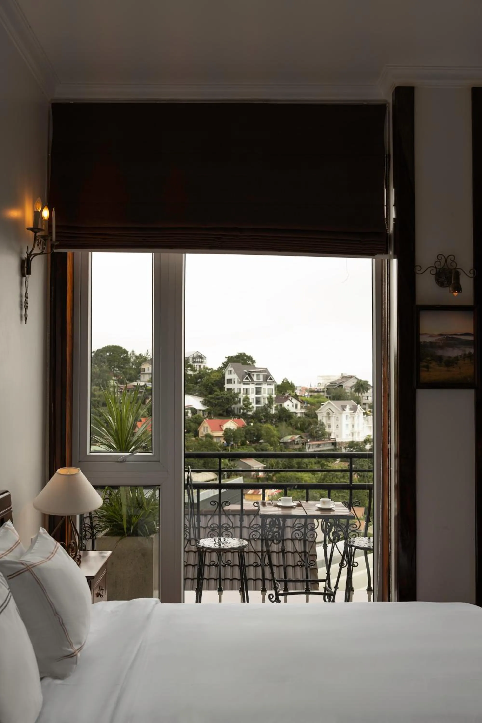 Balcony/Terrace, Bed in The Manor Villas Da Lat