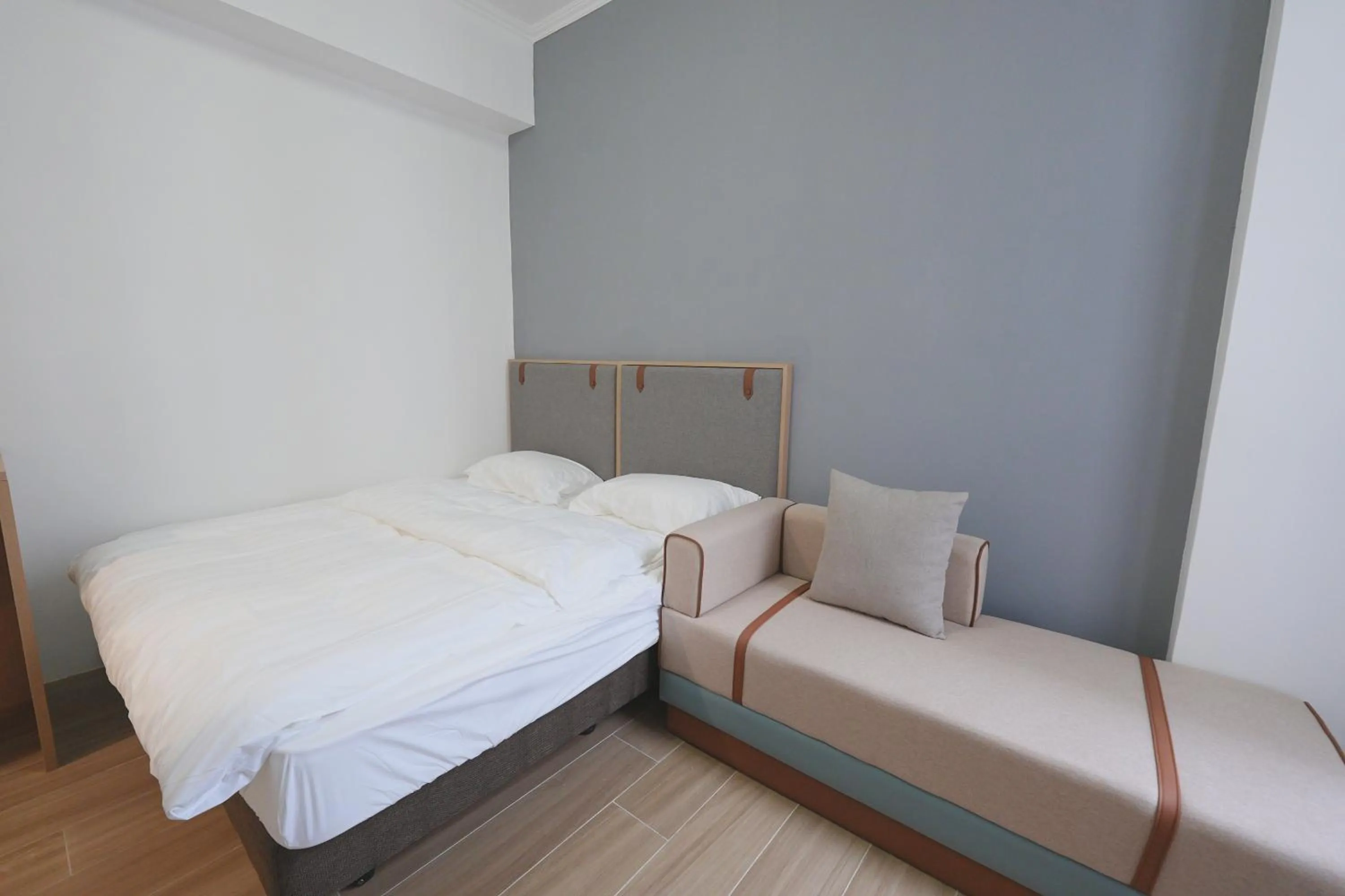 Bed in China Rich Oriental Hotel