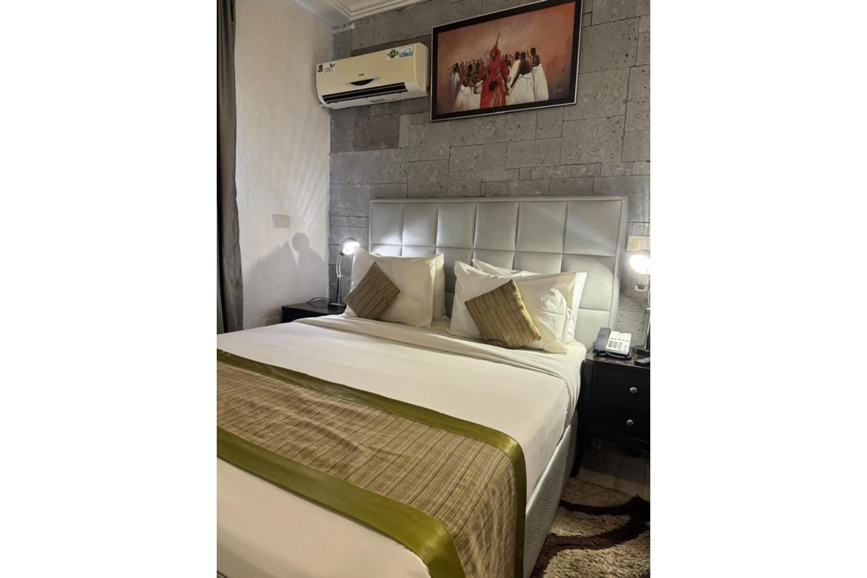 Bed in Sun Heaven Hotel & Resort Abuja