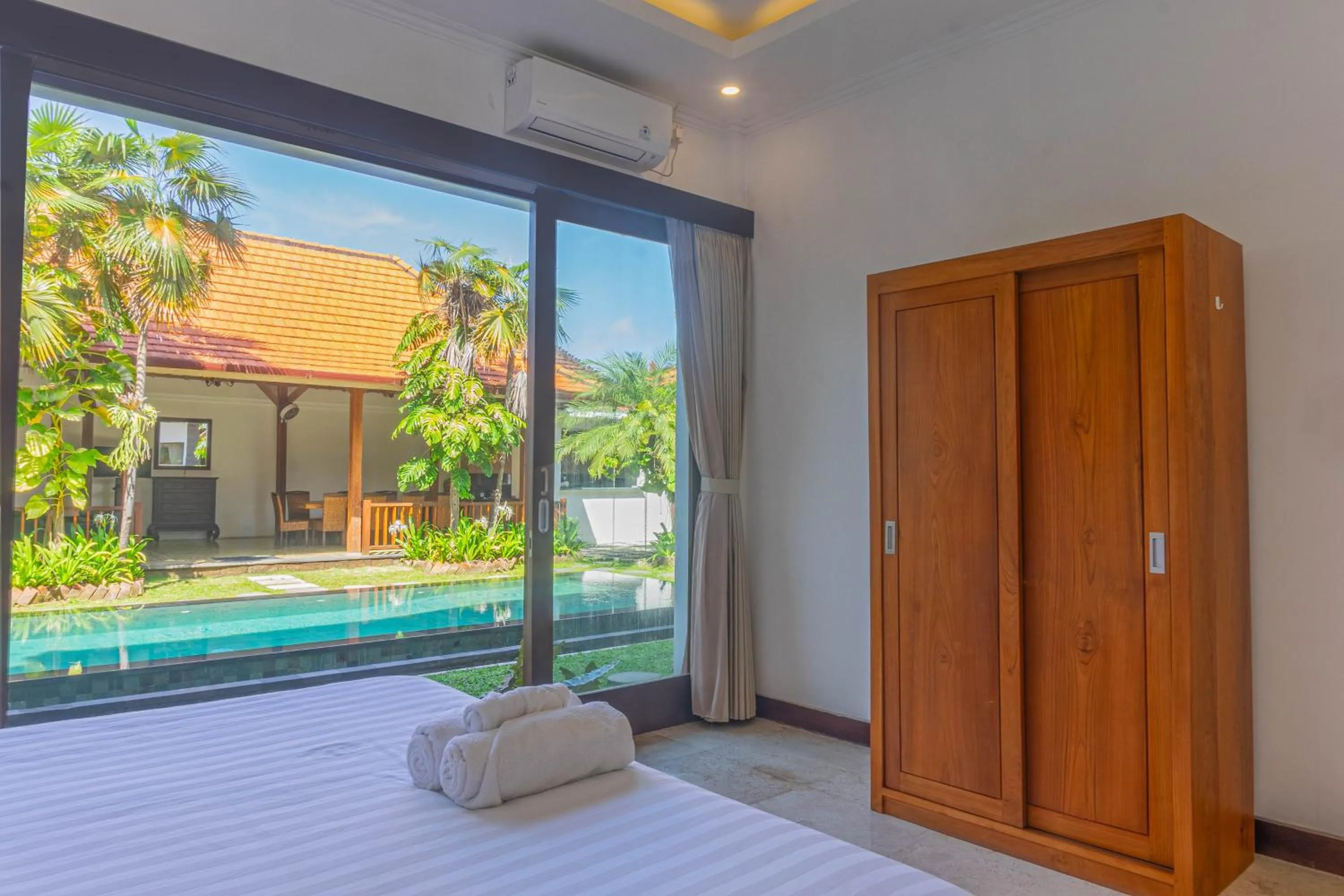 Bed in Lavender - Gumicik, Ketewel