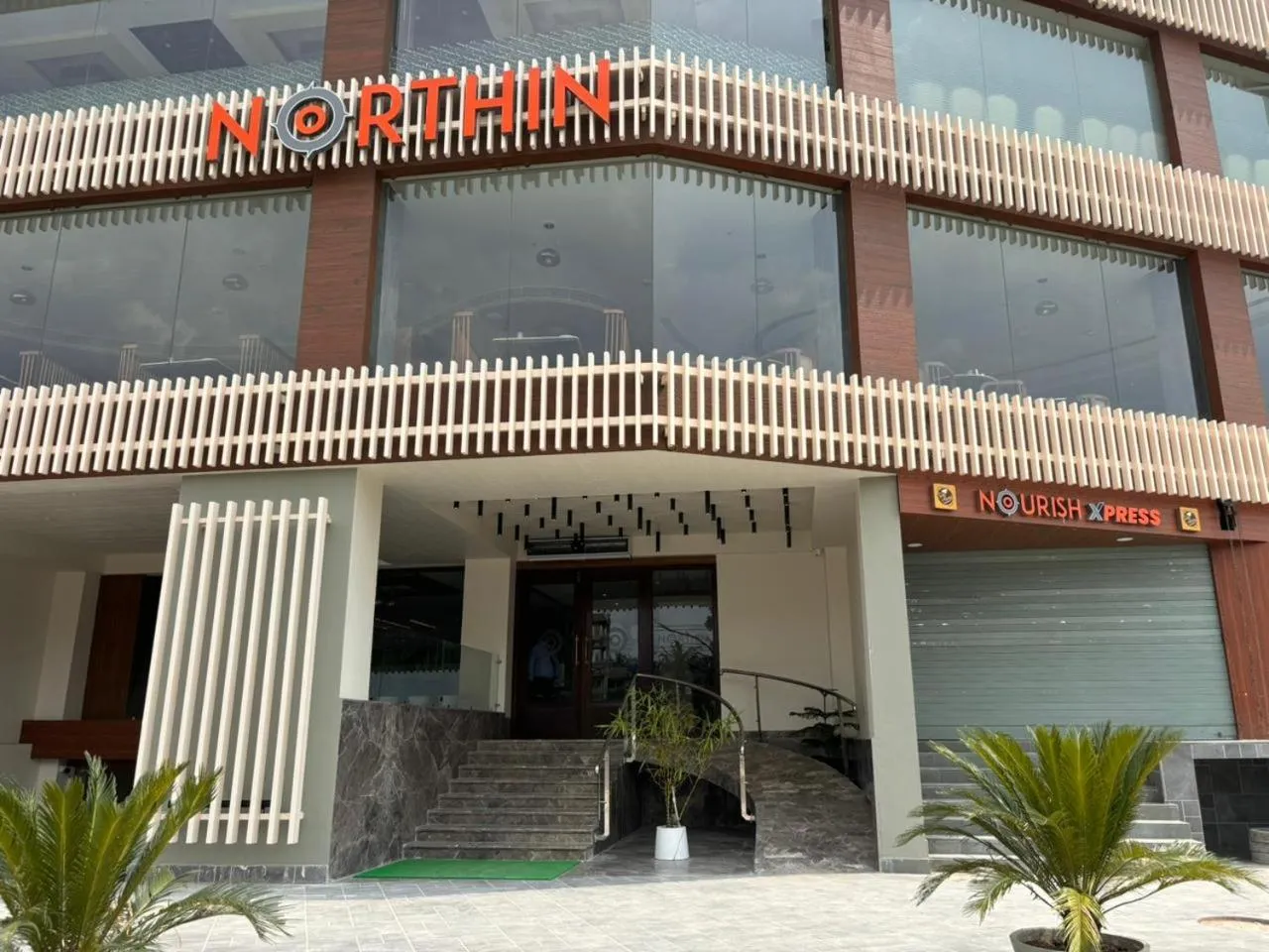 Facade/entrance in NORTHIN Hotel Kolkata Airport