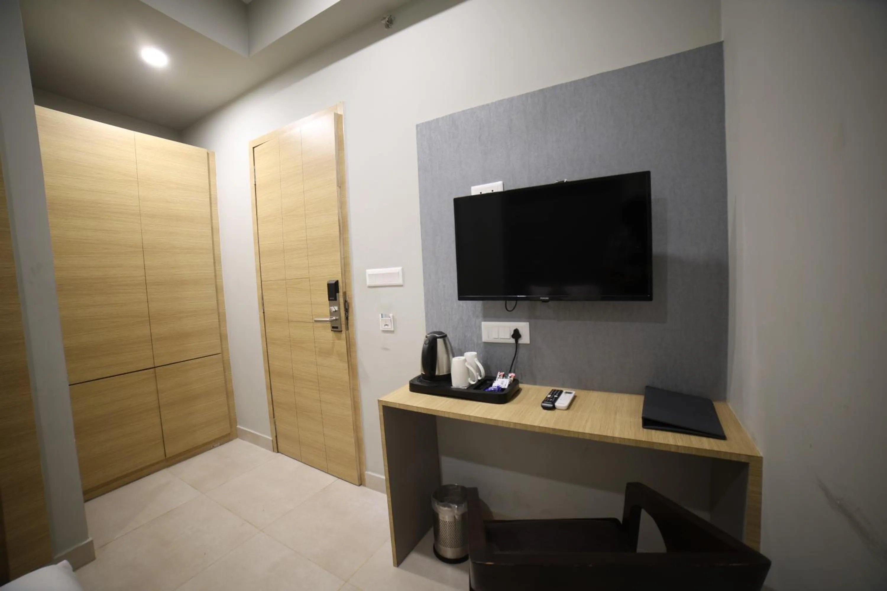 TV and multimedia in NORTHIN Hotel Kolkata Airport