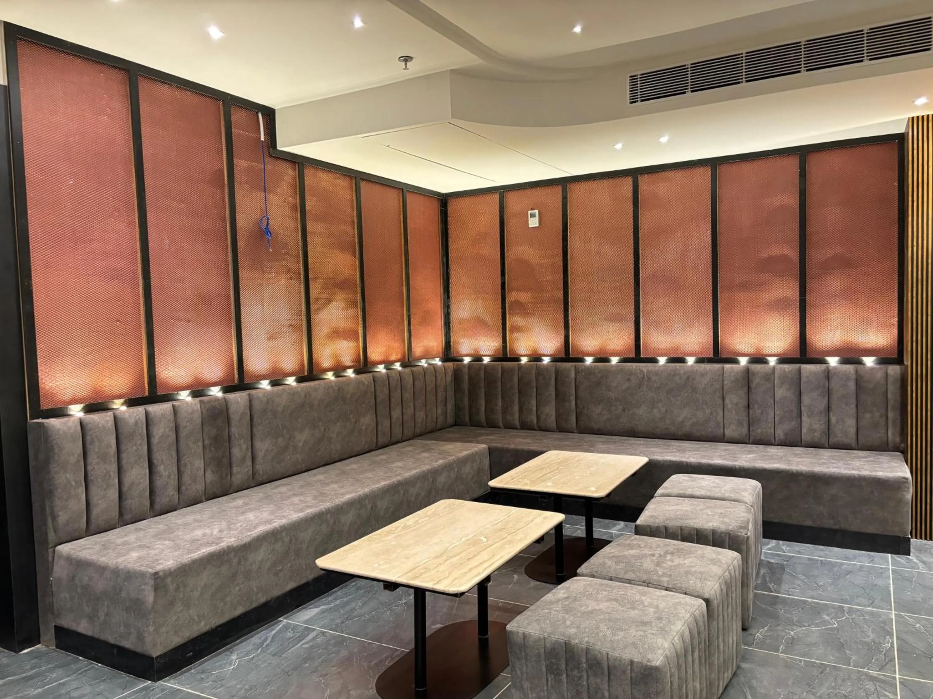 Lounge or bar in NORTHIN Hotel Kolkata Airport