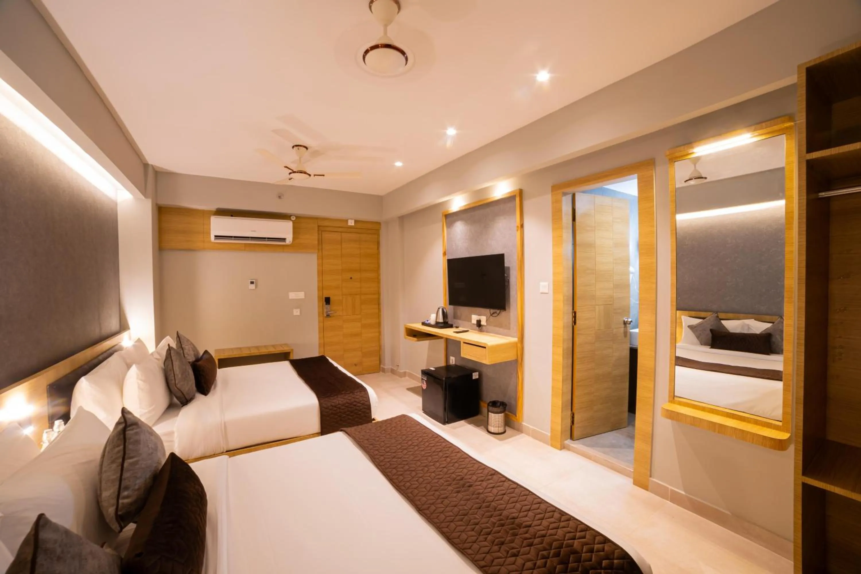 Bed in NORTHIN Hotel Kolkata Airport